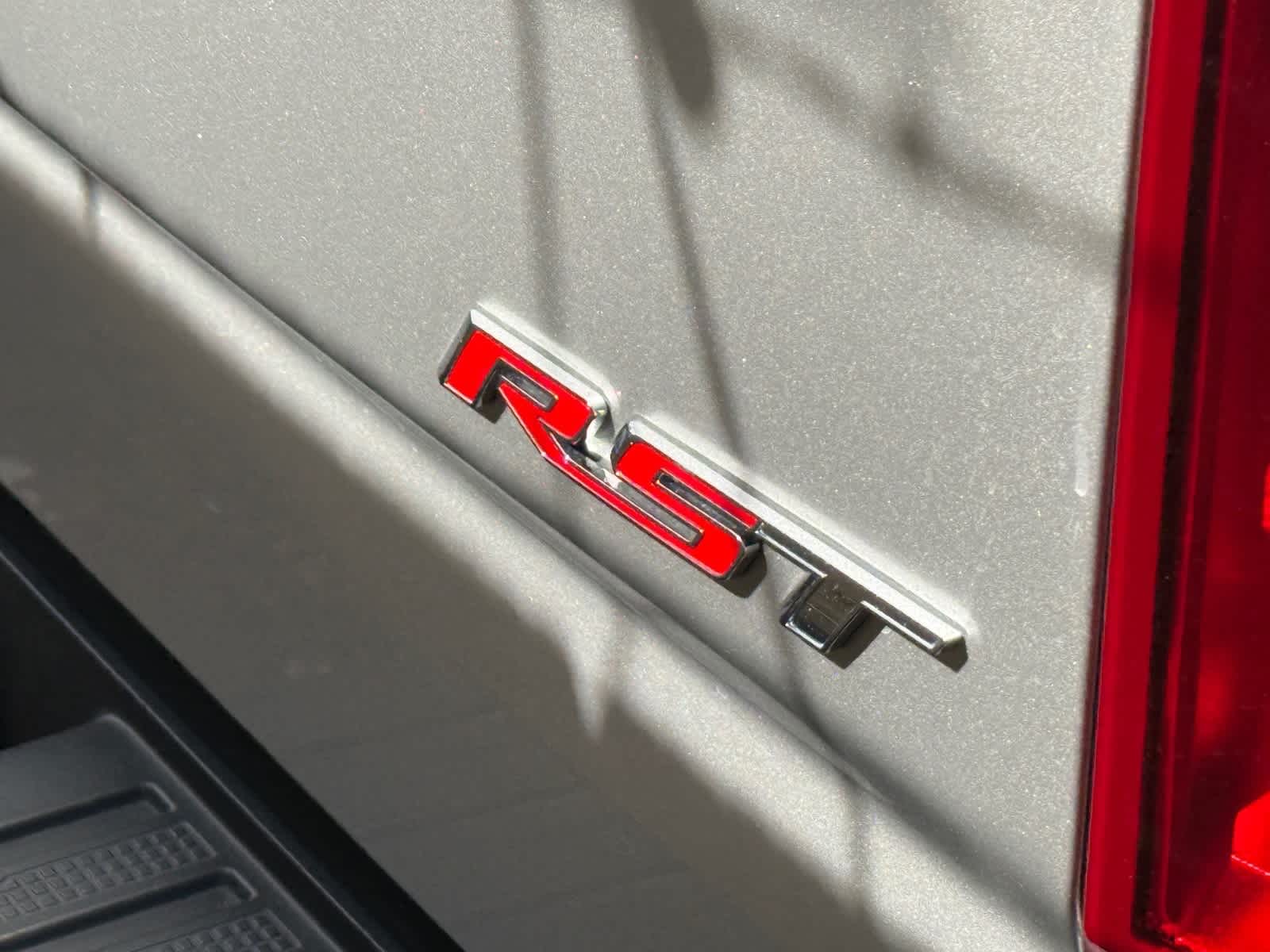 Thumbnail: 2022 Chevrolet Silverado 1500 - 11