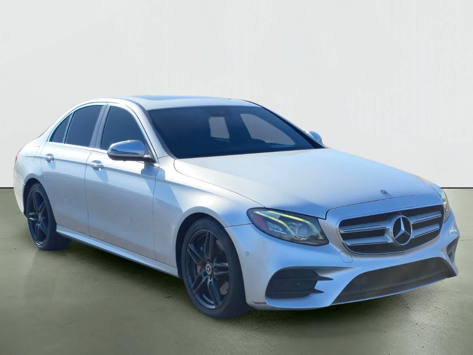 Thumbnail: 2019 Mercedes-Benz E-Class - 8