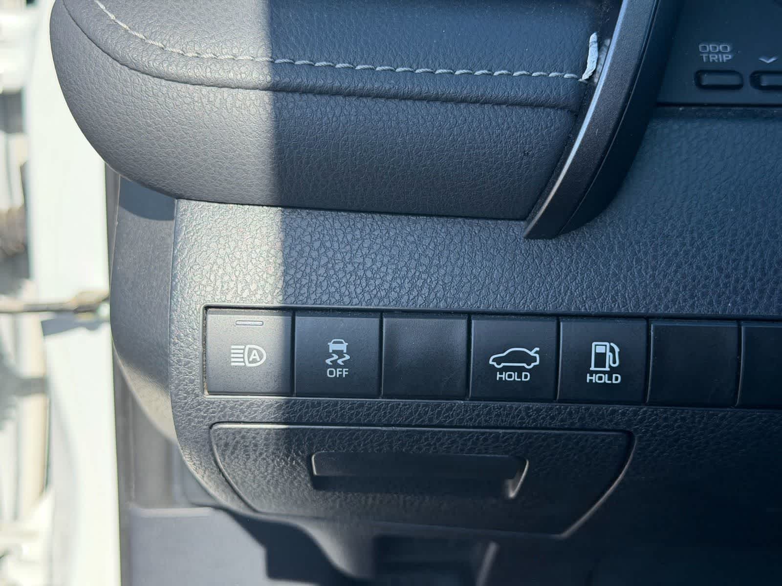 Thumbnail: 2024 Toyota Camry - 11