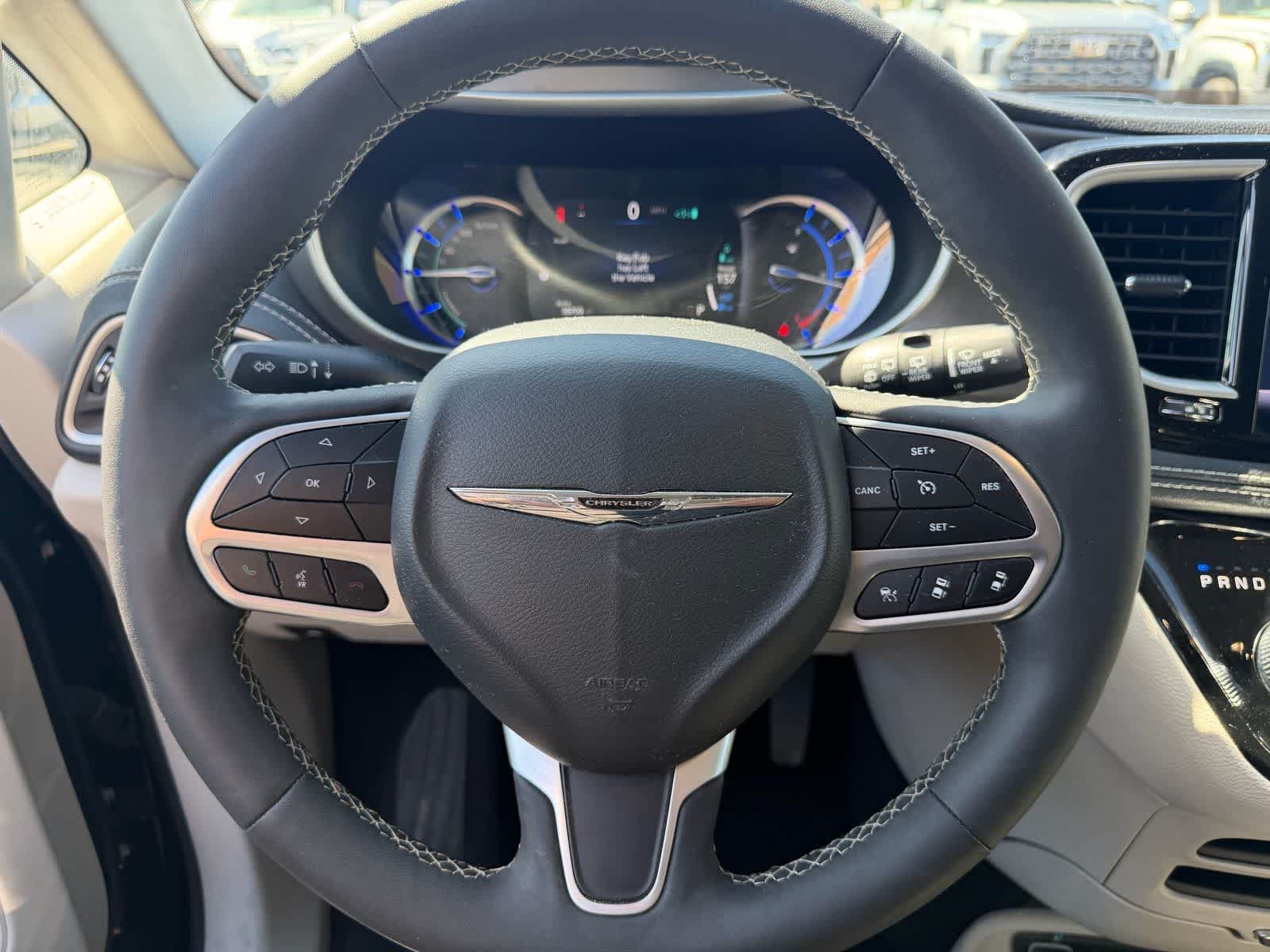 Thumbnail: 2024 Chrysler Pacifica - 11