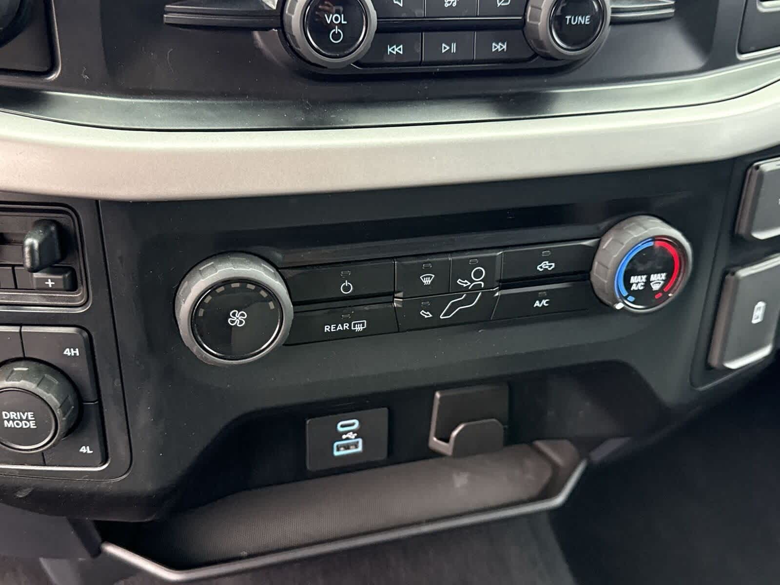 Thumbnail: 2023 Ford F-150 - 23