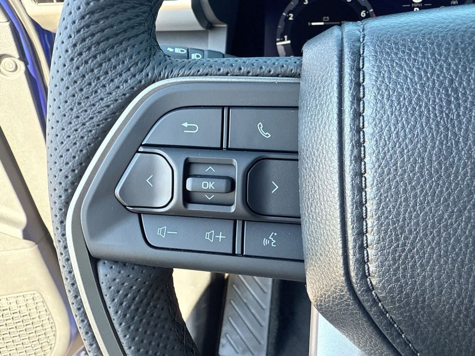 Thumbnail: 2025 Toyota Tacoma - 27