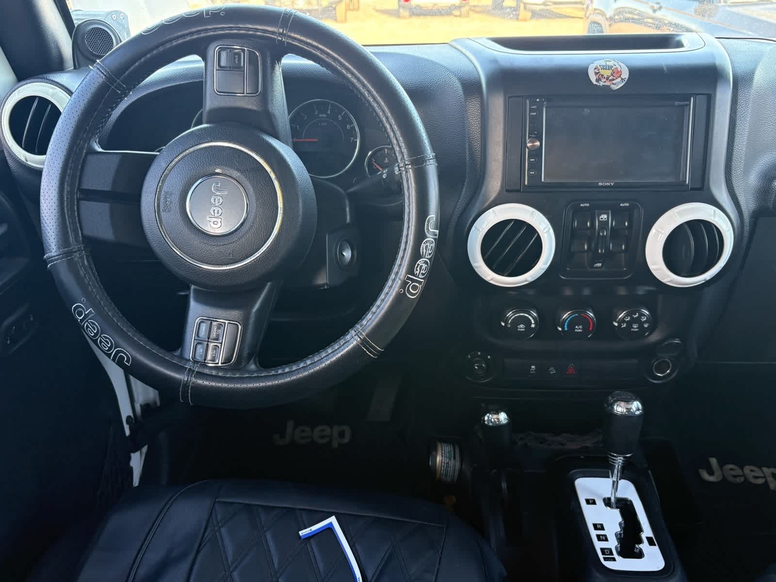 Thumbnail: 2013 Jeep Wrangler - 9