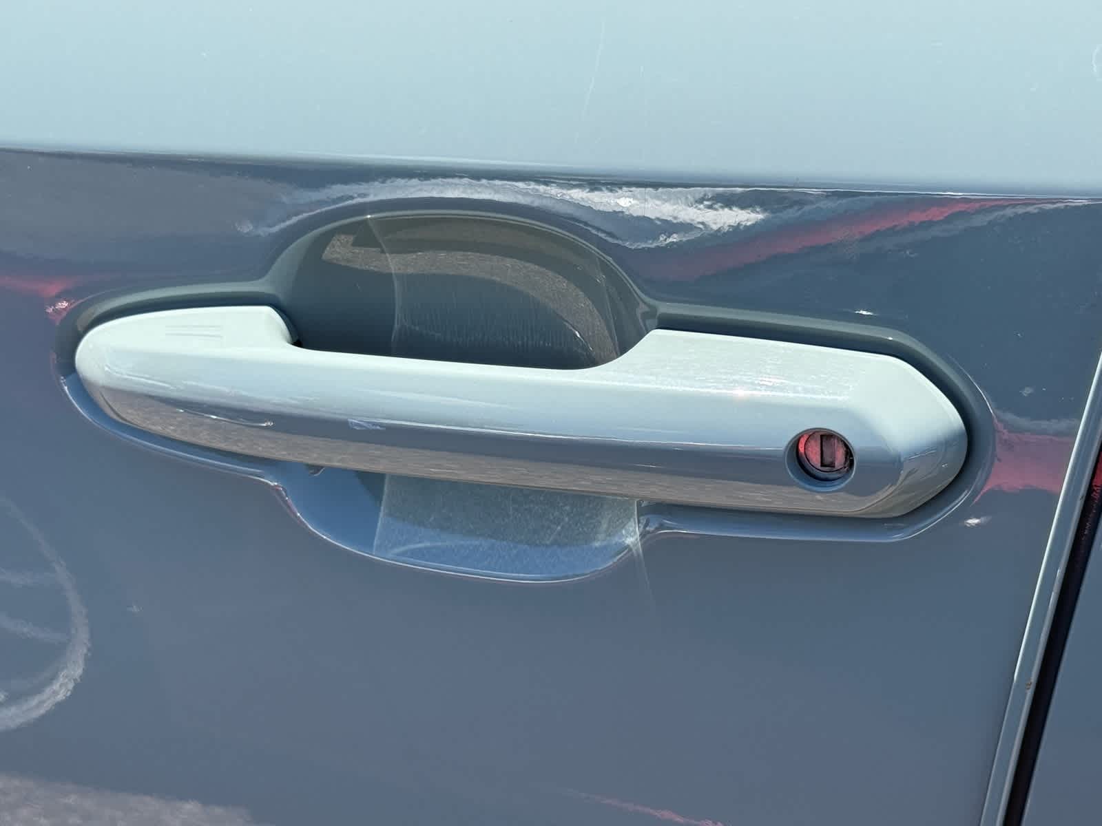 2021 Toyota RAV4 XLE Premium 13