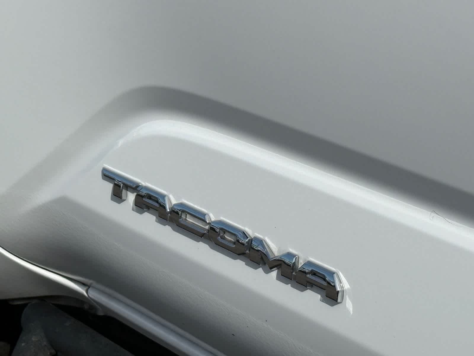 Thumbnail: 2024 Toyota Tacoma - 17
