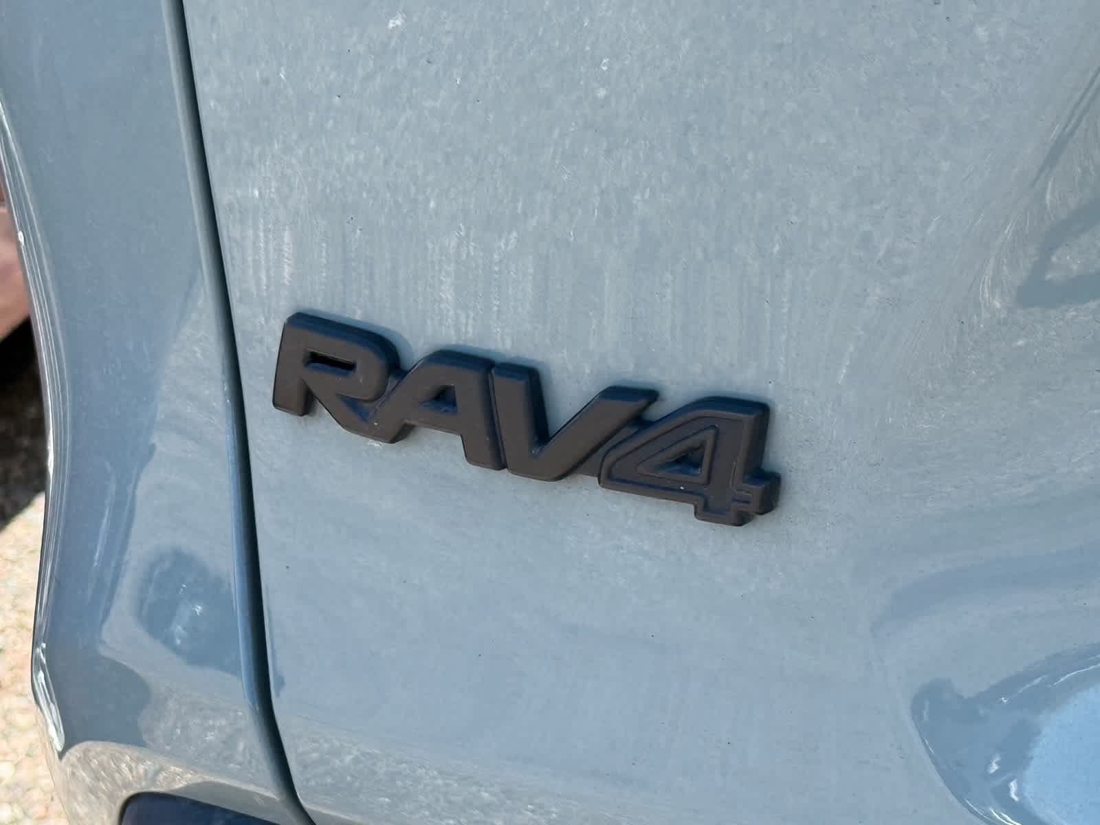 2021 Toyota RAV4 XLE Premium 8