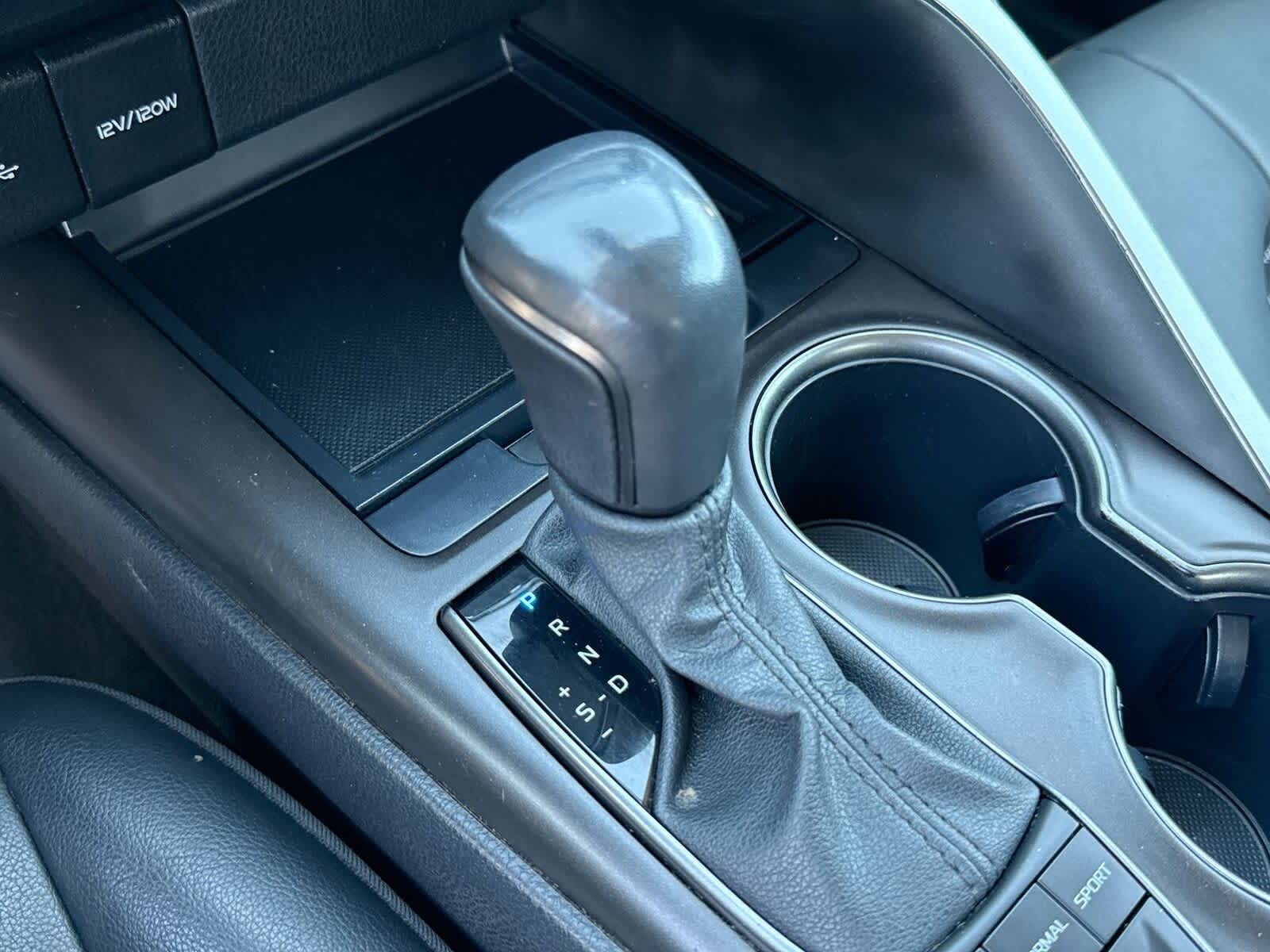 Thumbnail: 2023 Toyota Camry - 24