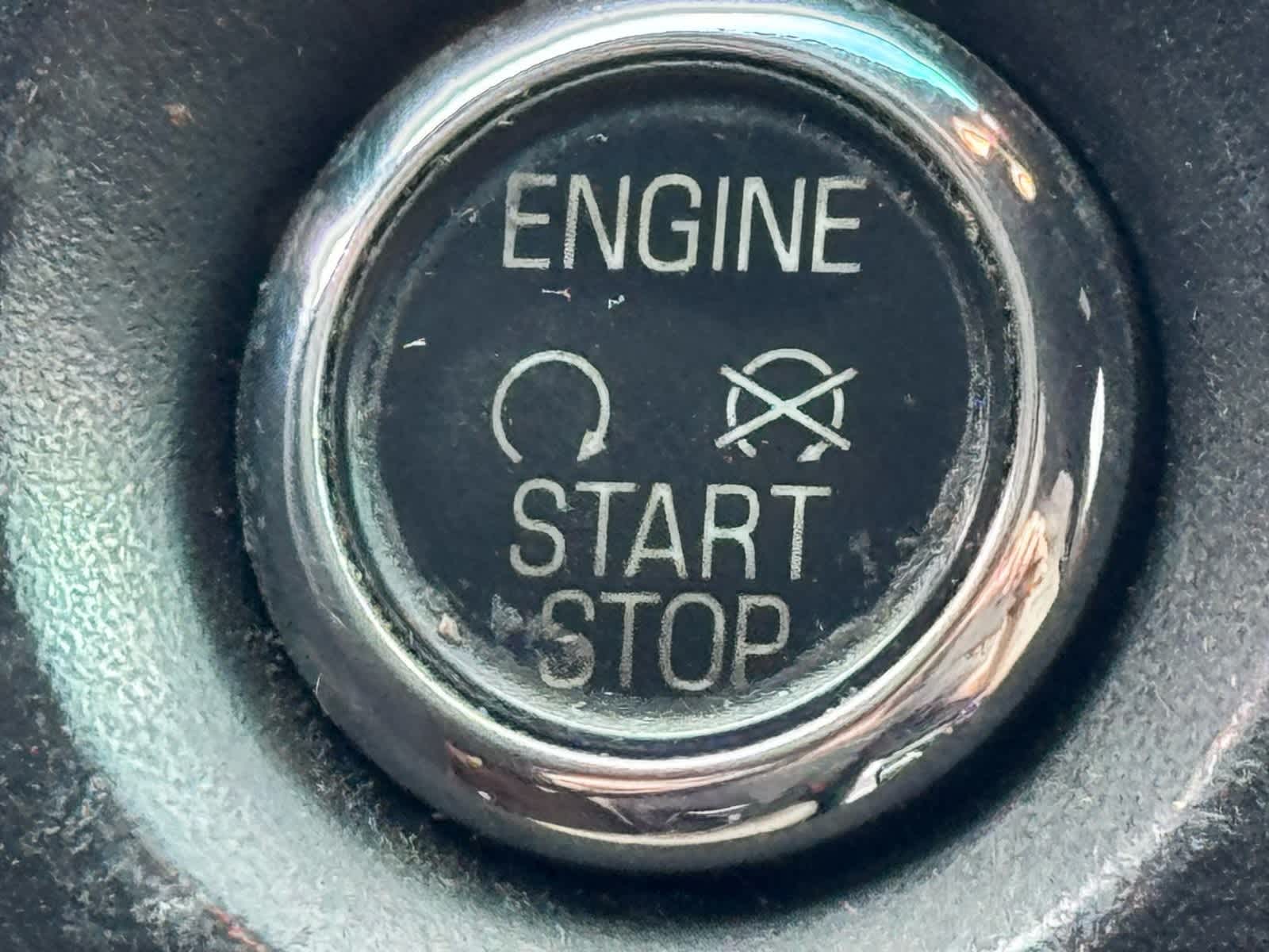 Thumbnail: 2014 Ford Explorer - 19