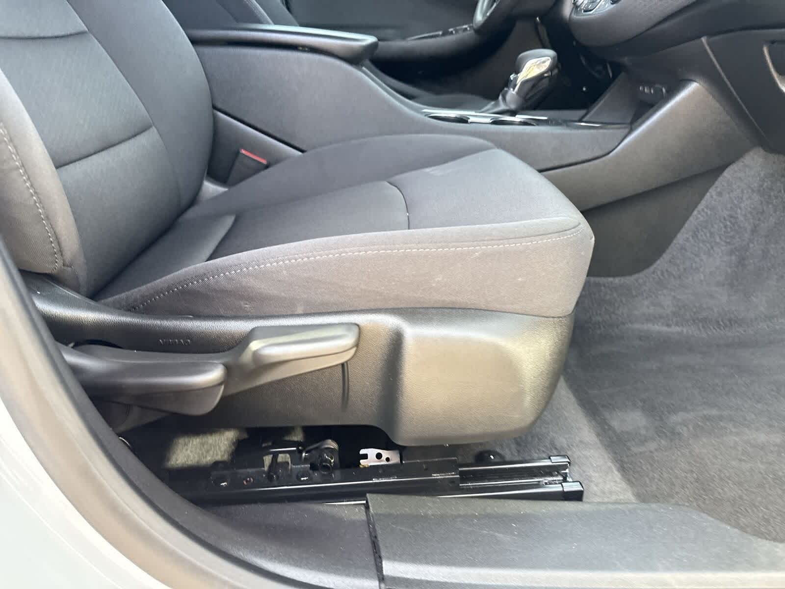 Thumbnail: 2024 Chevrolet Malibu - 12