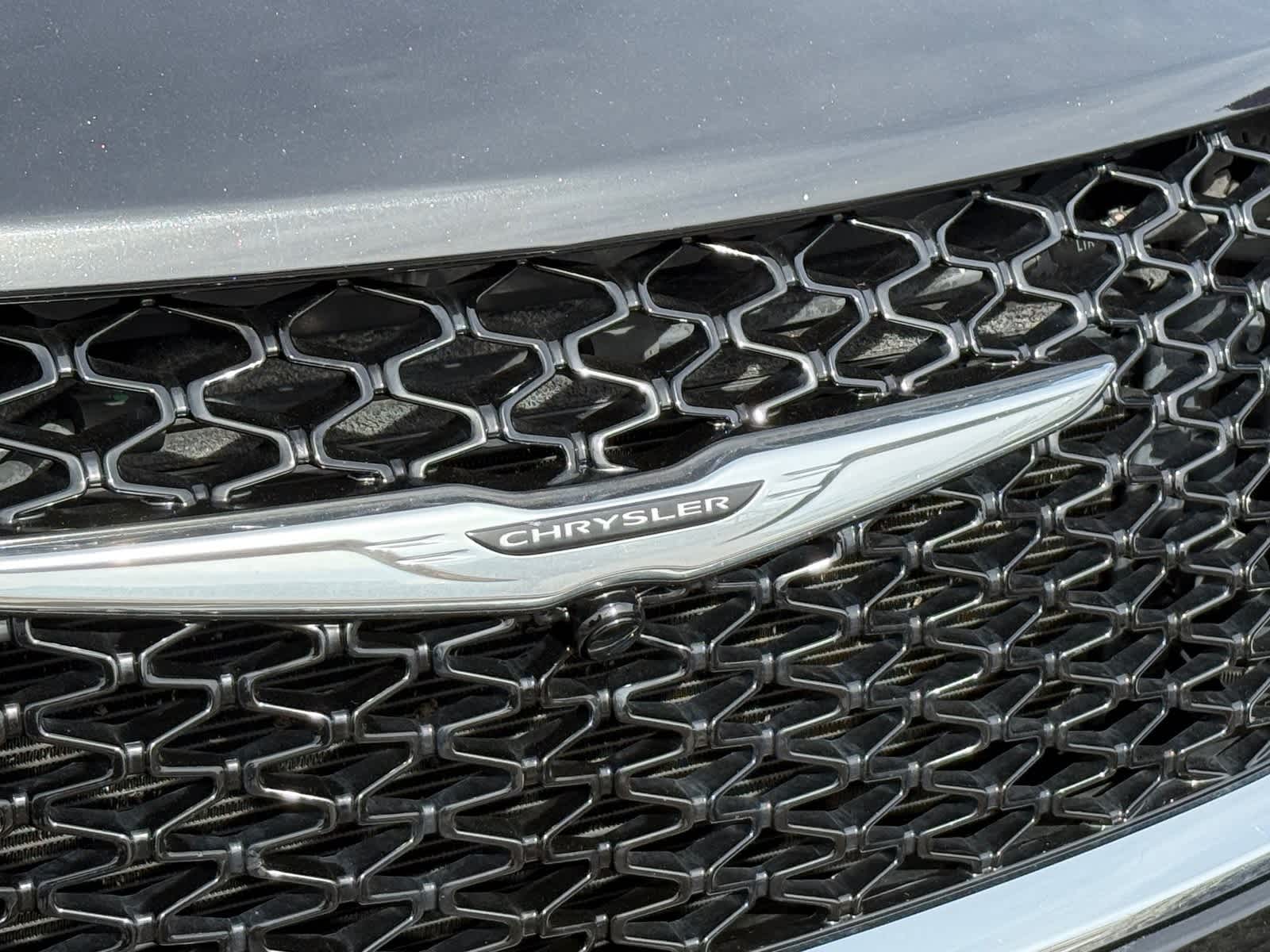 Thumbnail: 2024 Chrysler Pacifica - 12