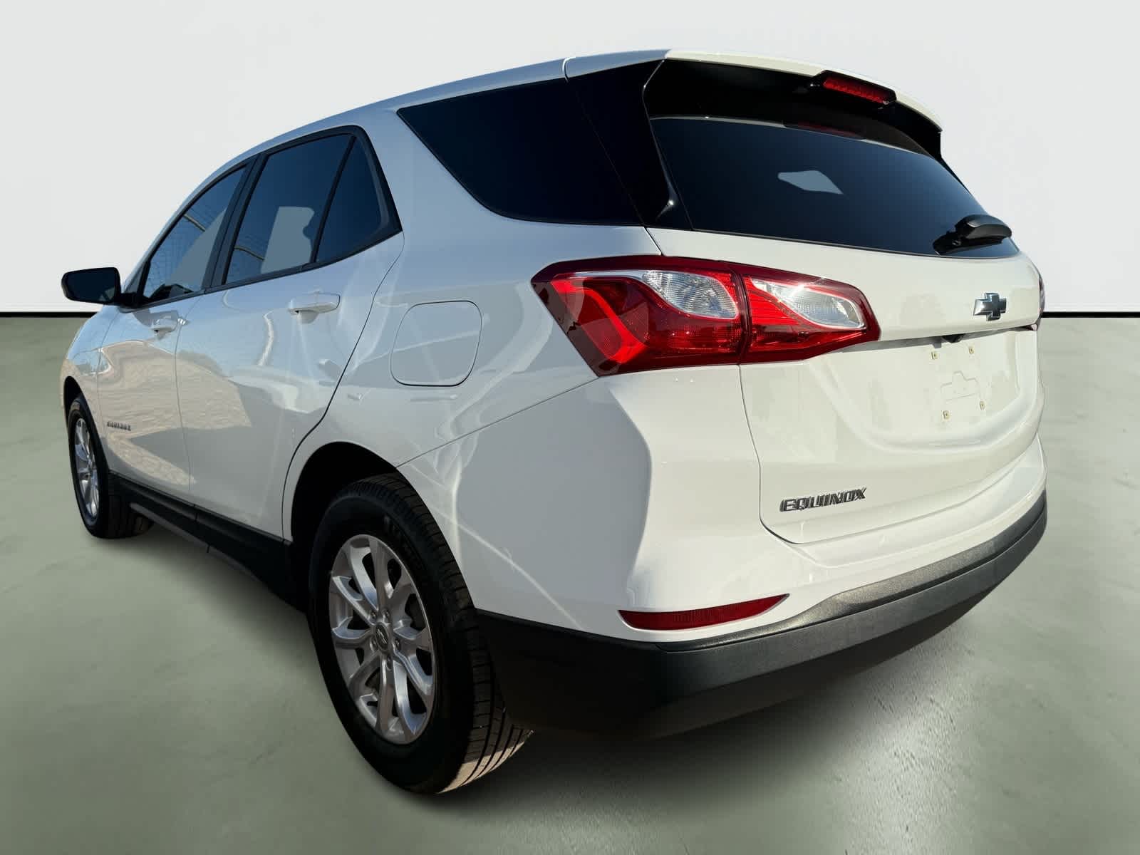 Thumbnail: 2020 Chevrolet Equinox - 3