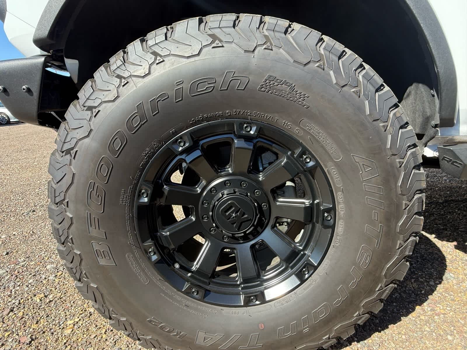 Thumbnail: 2023 Ford Bronco - 6