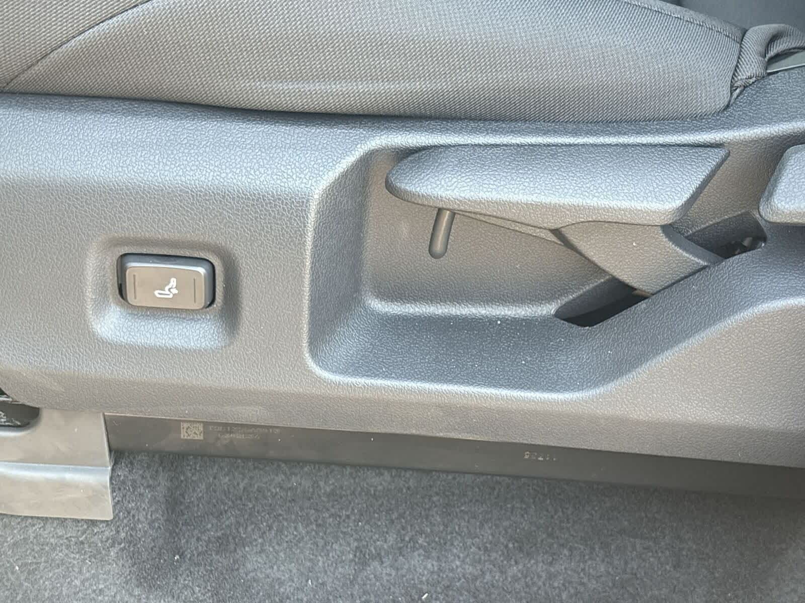 Thumbnail: 2025 Toyota Tacoma - 18