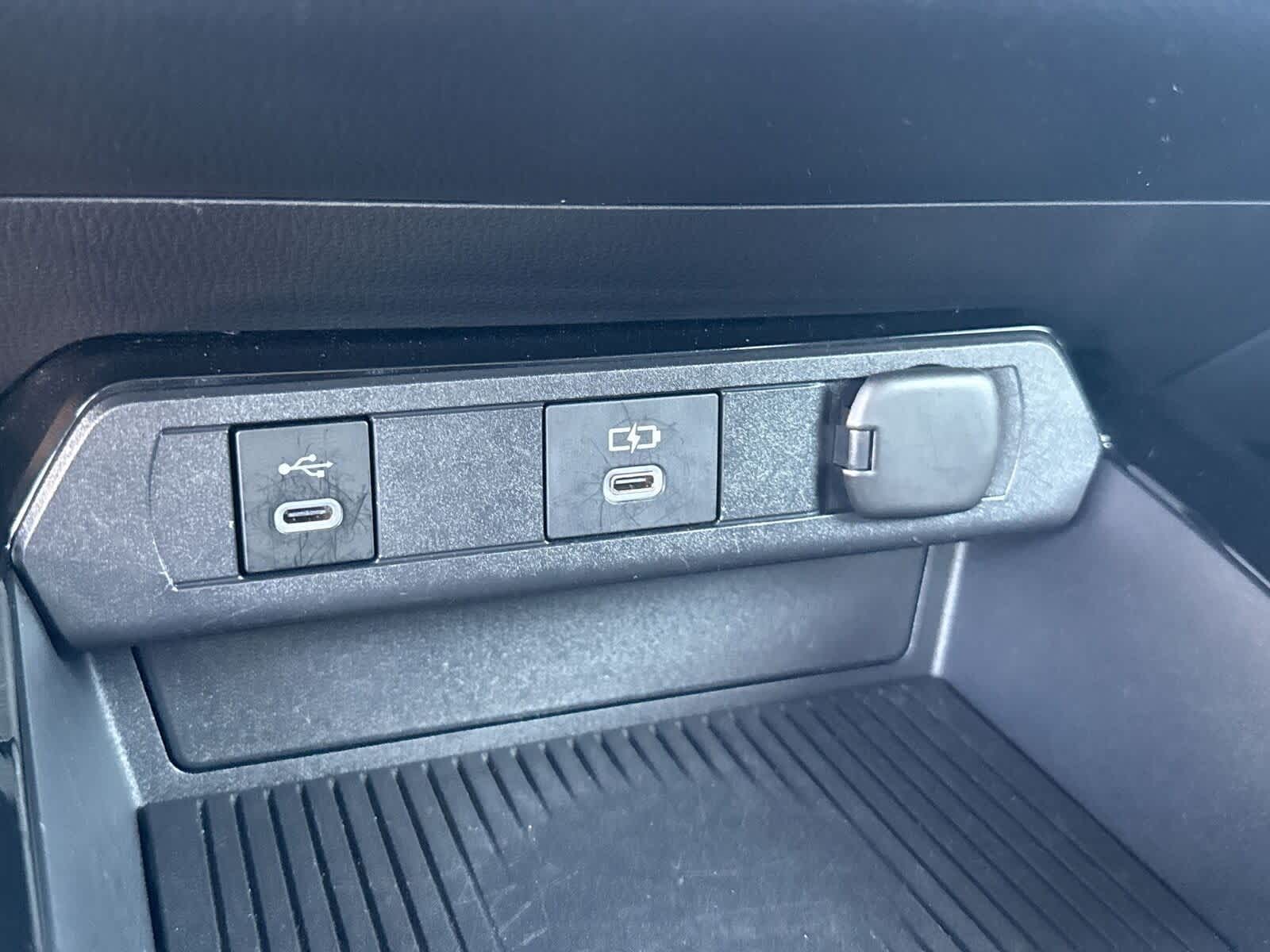 Thumbnail: 2024 Toyota Prius - 23