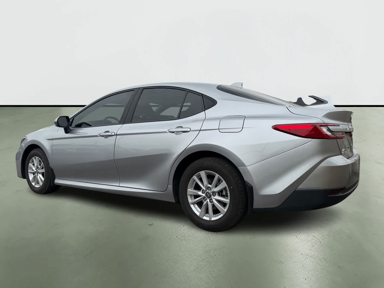 Thumbnail: 2025 Toyota Camry - 4