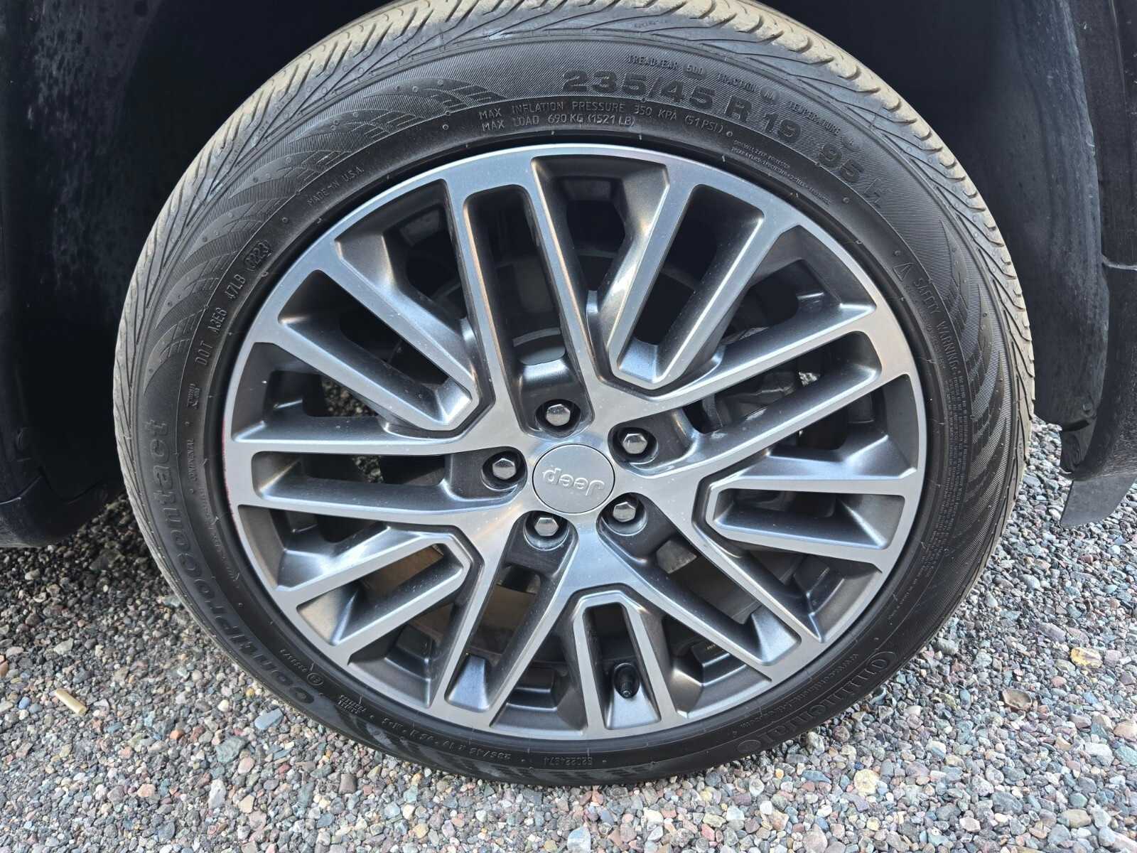 Thumbnail: 2023 Jeep Compass - 6