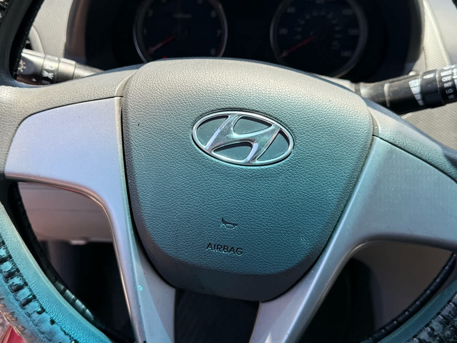 Thumbnail: 2015 Hyundai Accent - 18