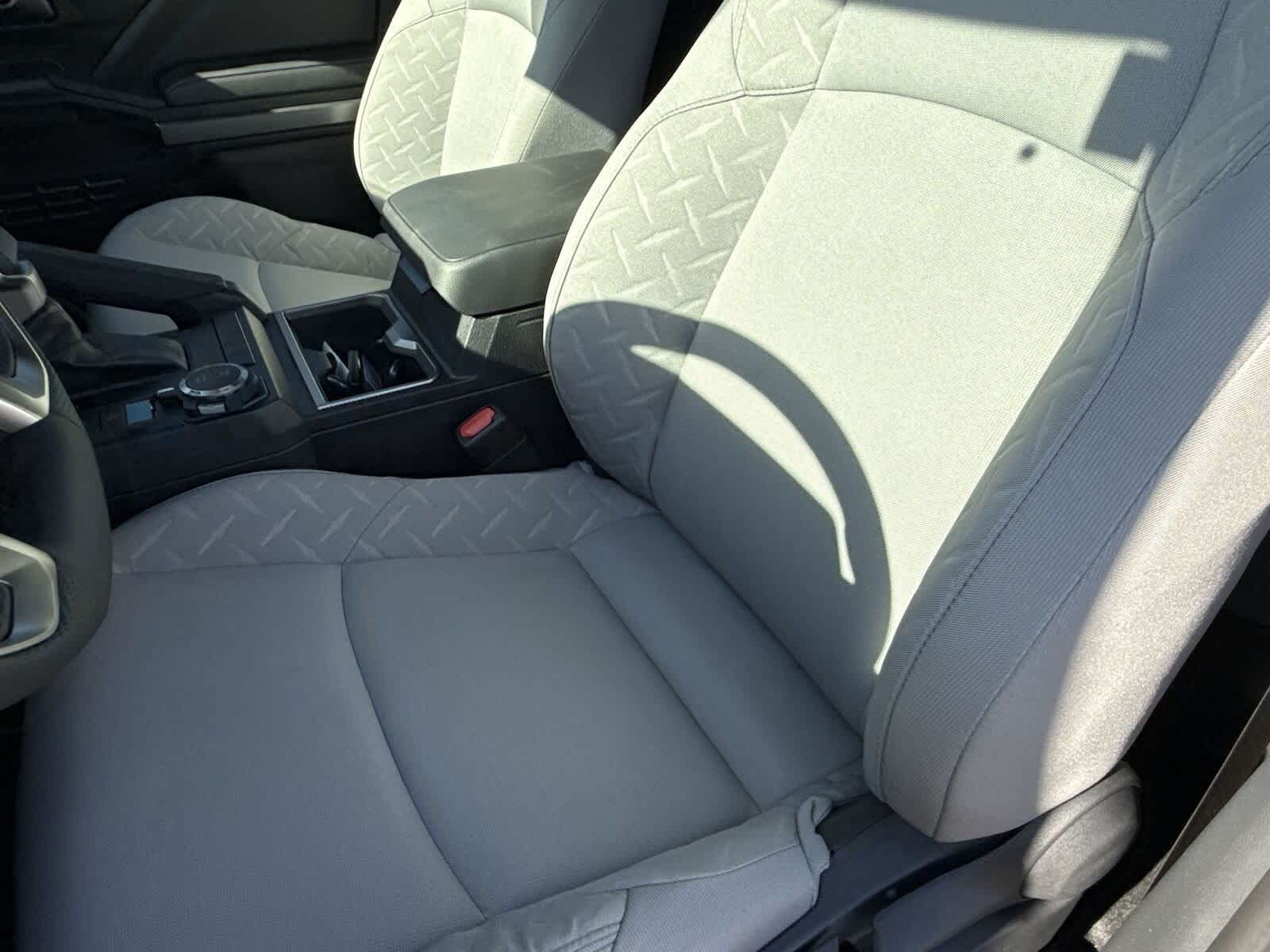 Thumbnail: 2025 Toyota Tacoma - 18