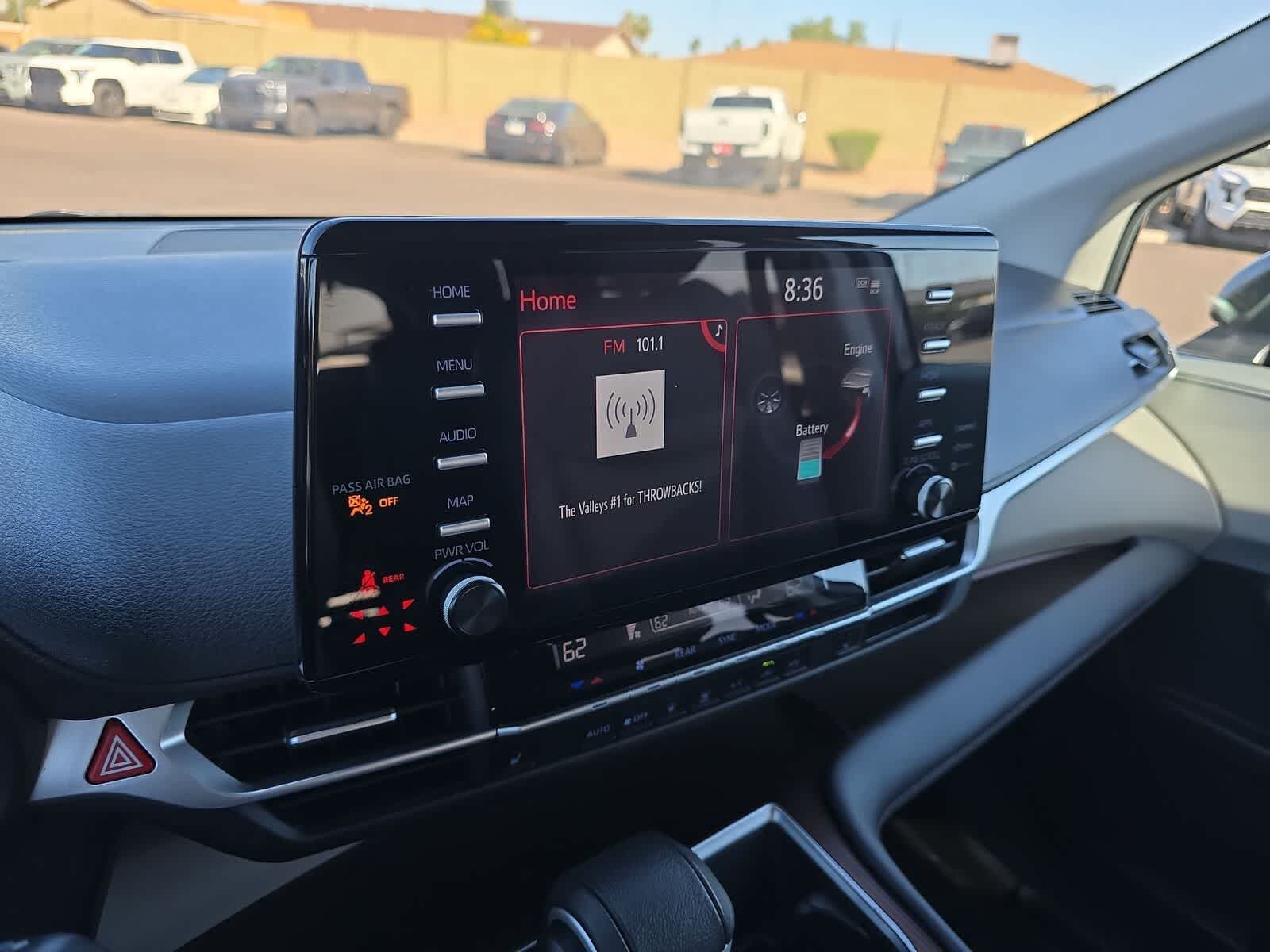 Thumbnail: 2024 Toyota Sienna - 19