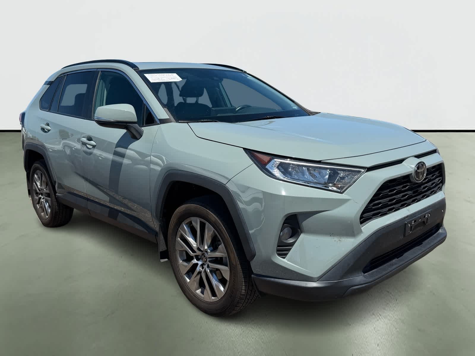 2021 Toyota RAV4 XLE Premium 5