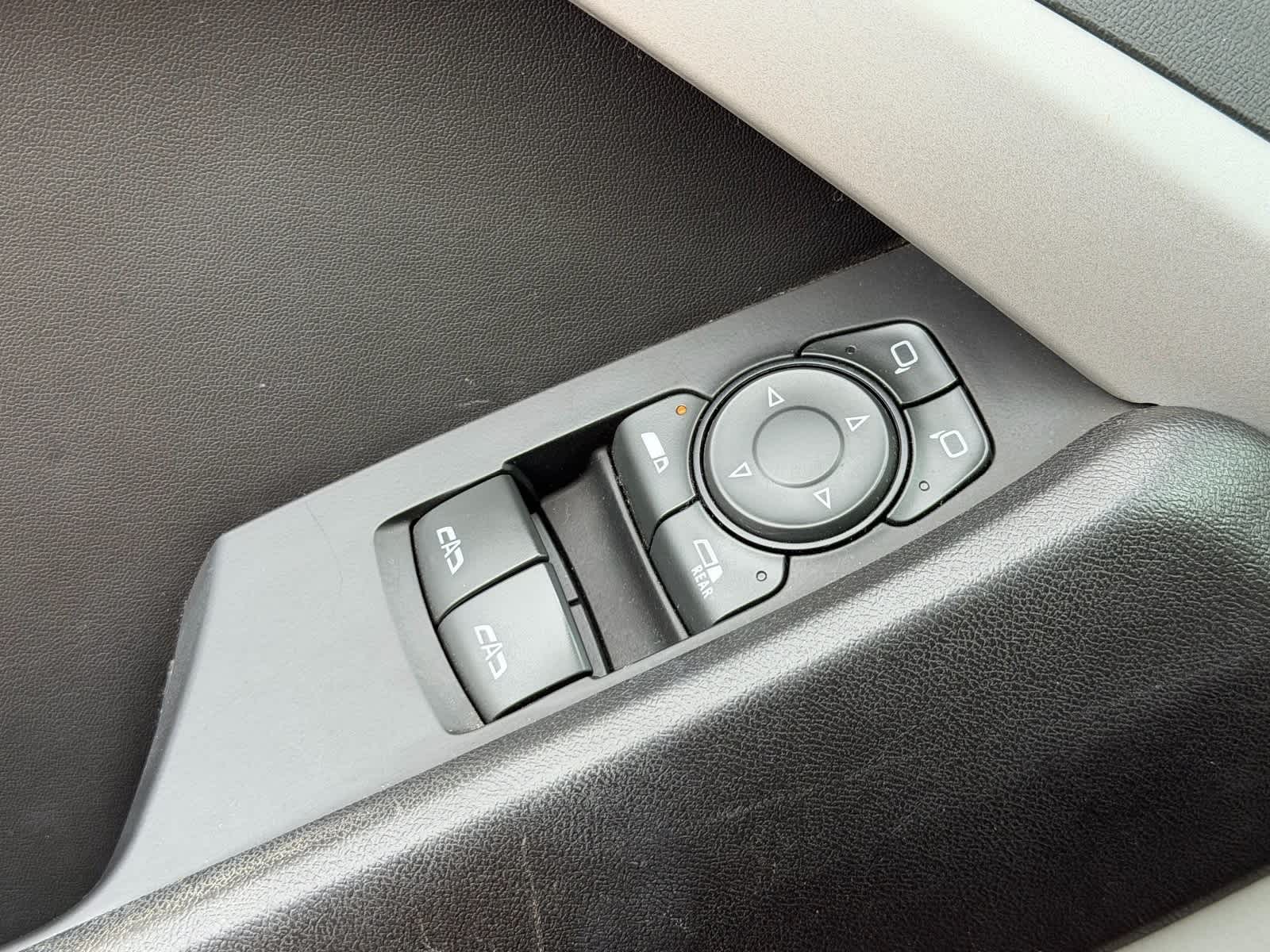 Thumbnail: 2017 Chevrolet Camaro - 14