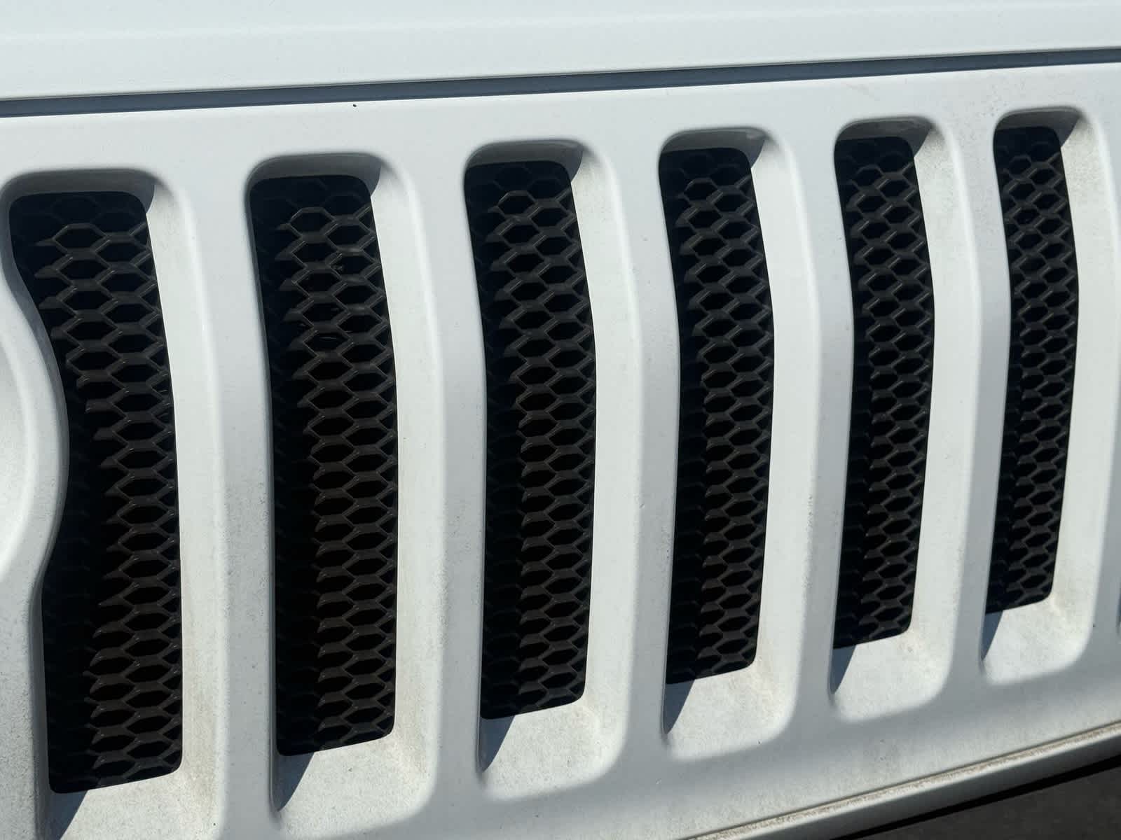 Thumbnail: 2021 Jeep Wrangler - 18