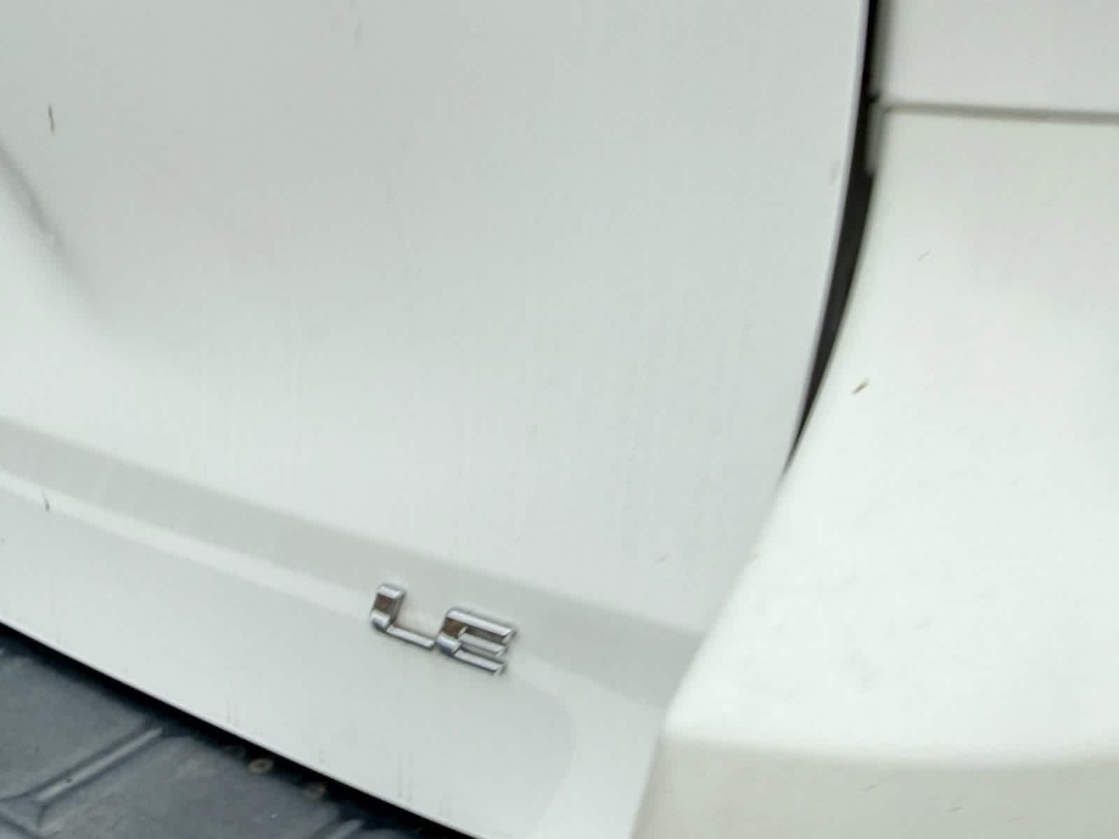 Thumbnail: 2016 Toyota Sienna - 18