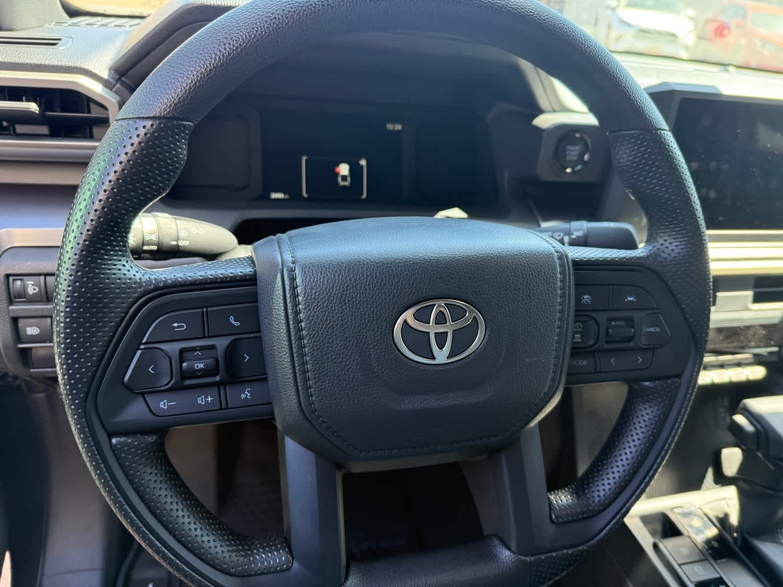 Thumbnail: 2025 Toyota Tacoma - 17