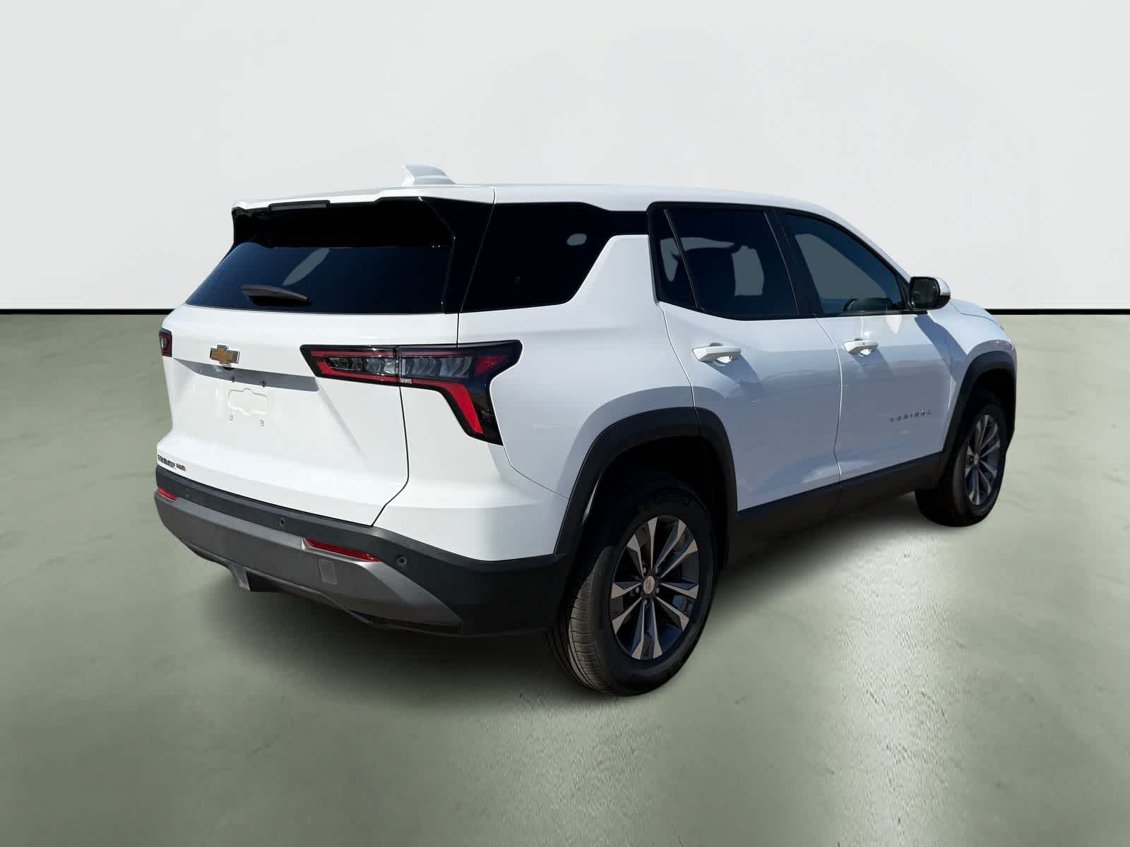 Thumbnail: 2026 Chevrolet Equinox - 4