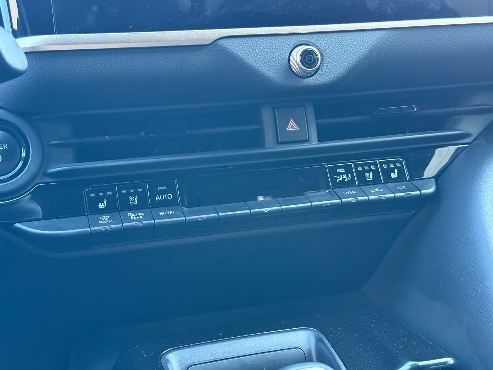 Thumbnail: 2025 Toyota Crown Signia - 13