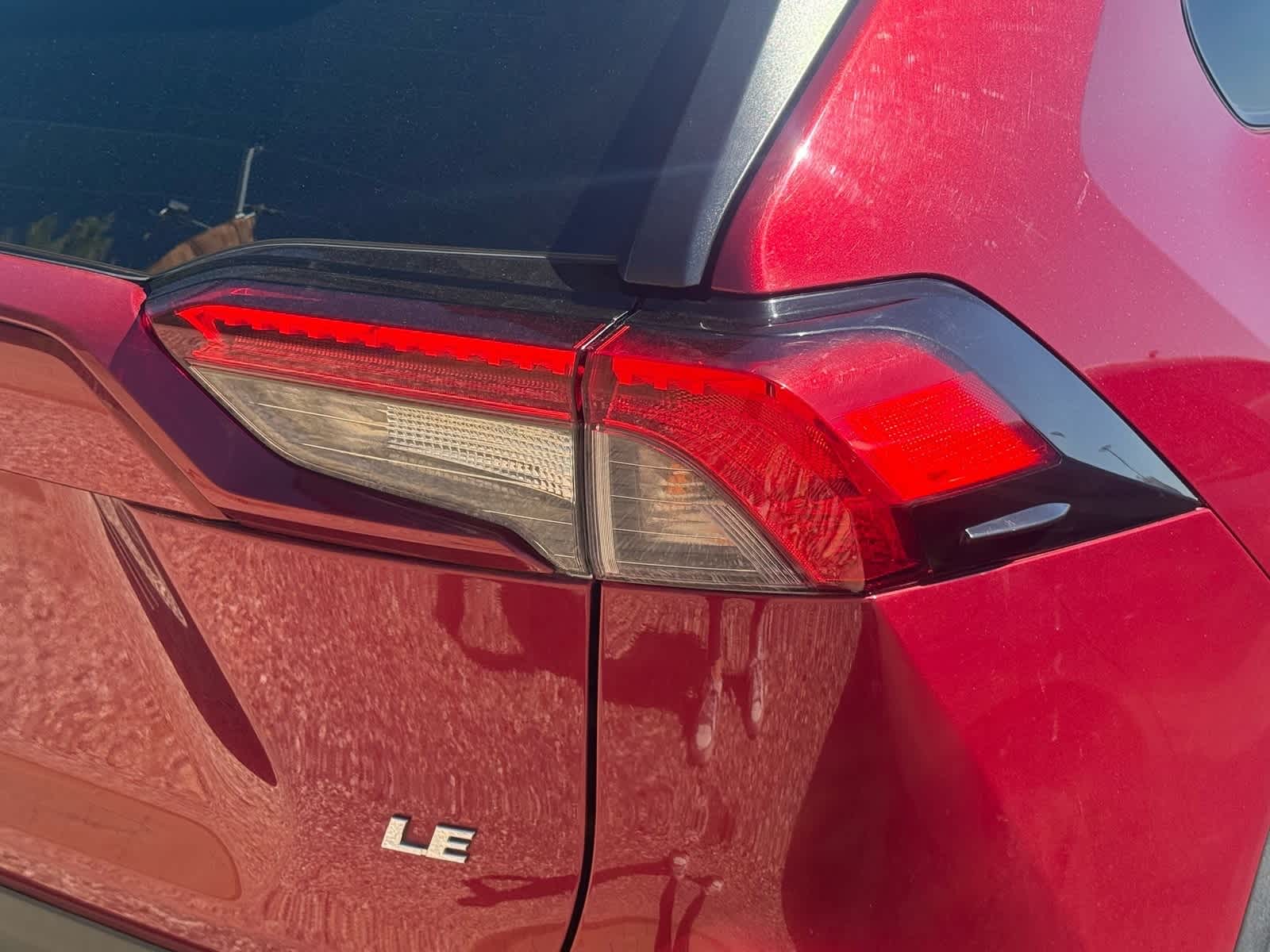 Thumbnail: 2020 Toyota RAV4 - 17