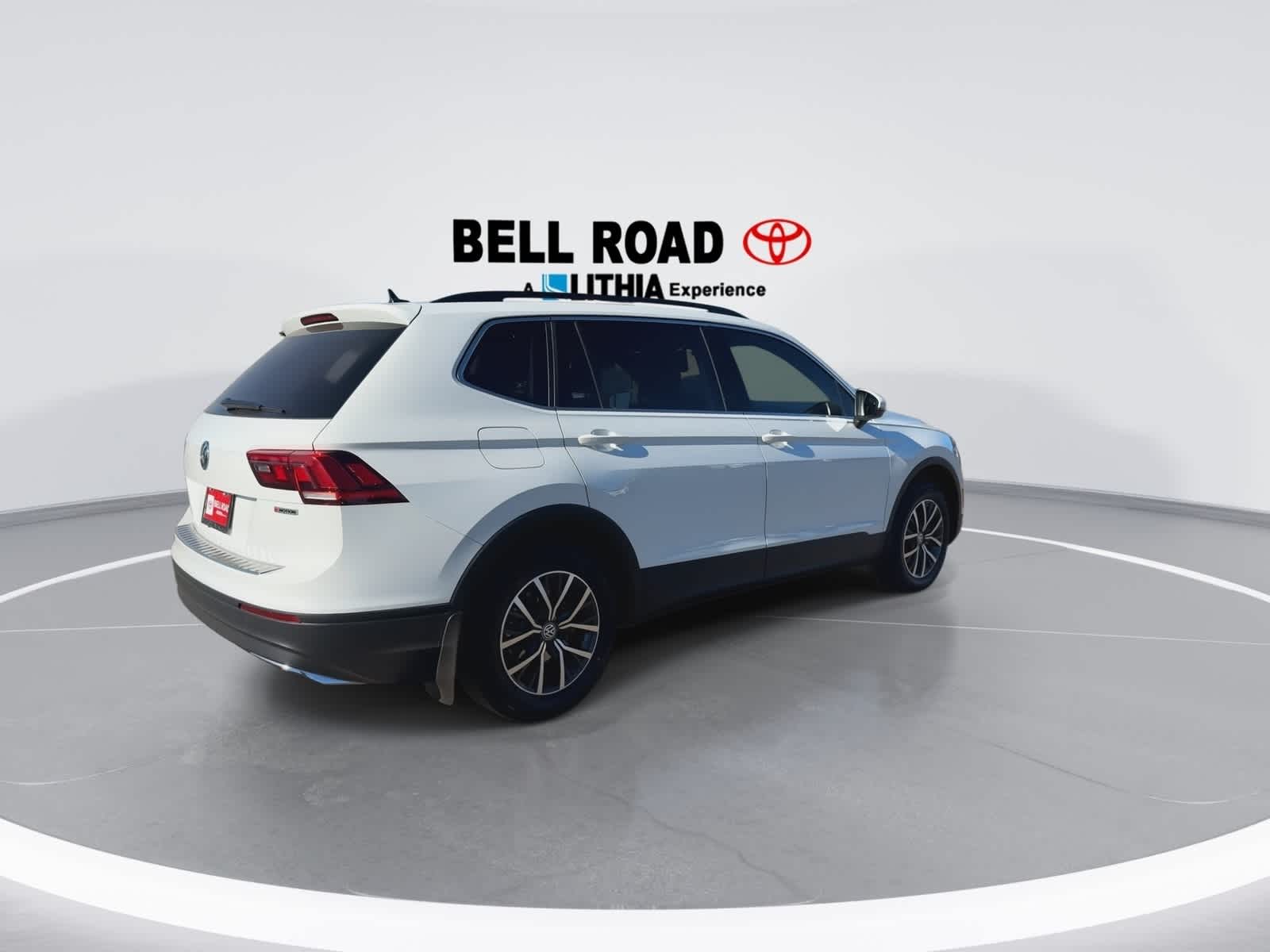 Thumbnail: 2019 Volkswagen Tiguan - 8