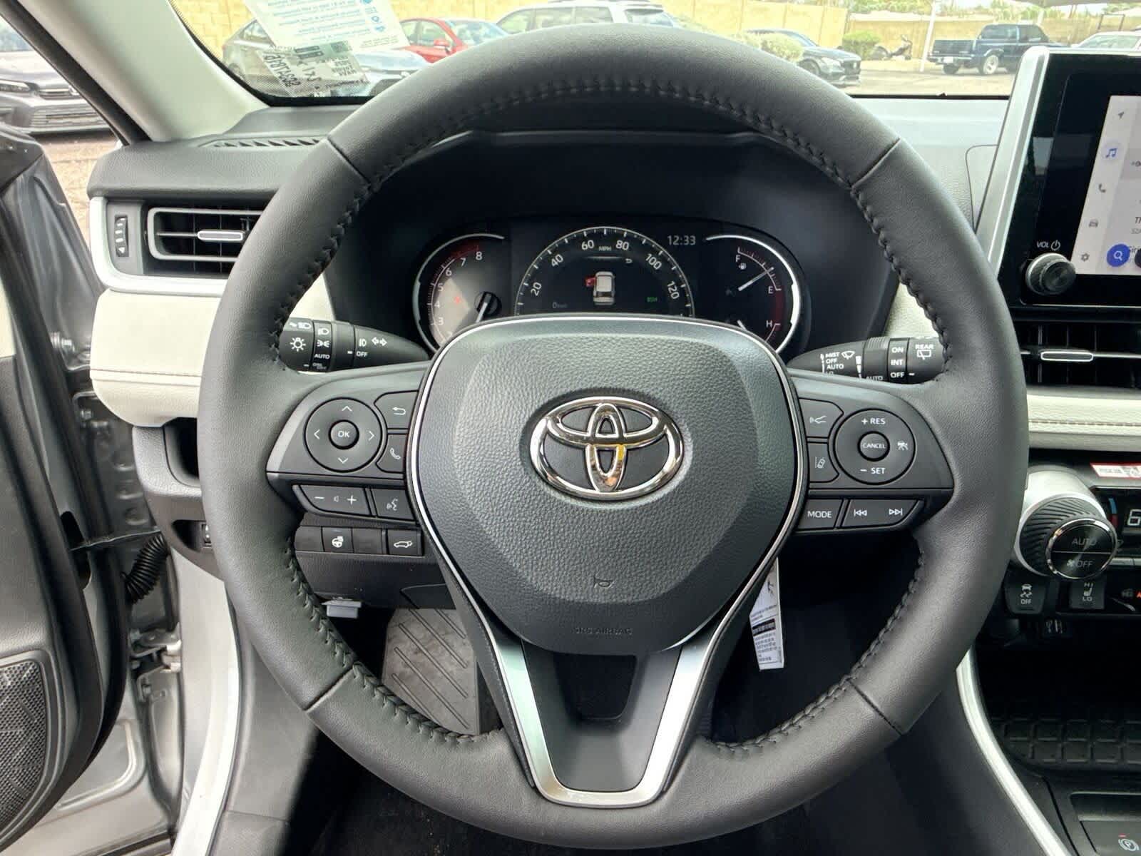 Thumbnail: 2025 Toyota RAV4 - 26