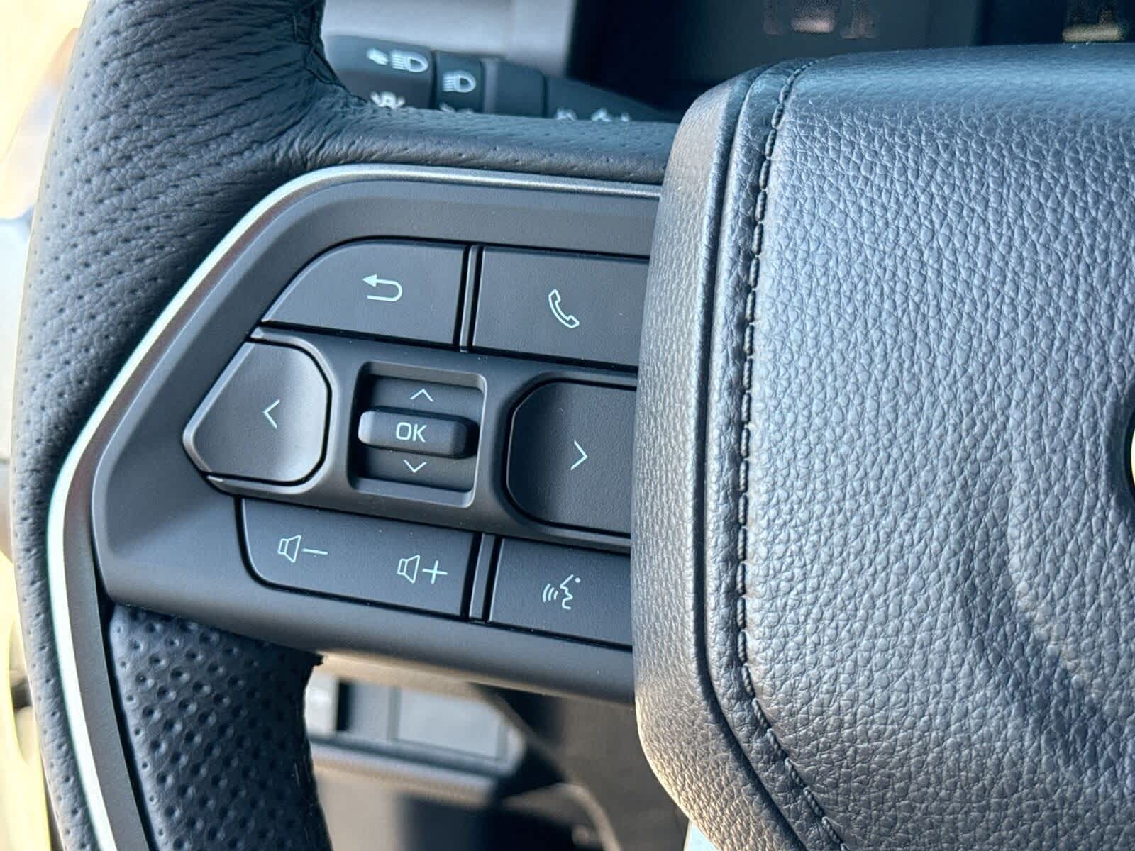 Thumbnail: 2025 Toyota Tacoma - 27