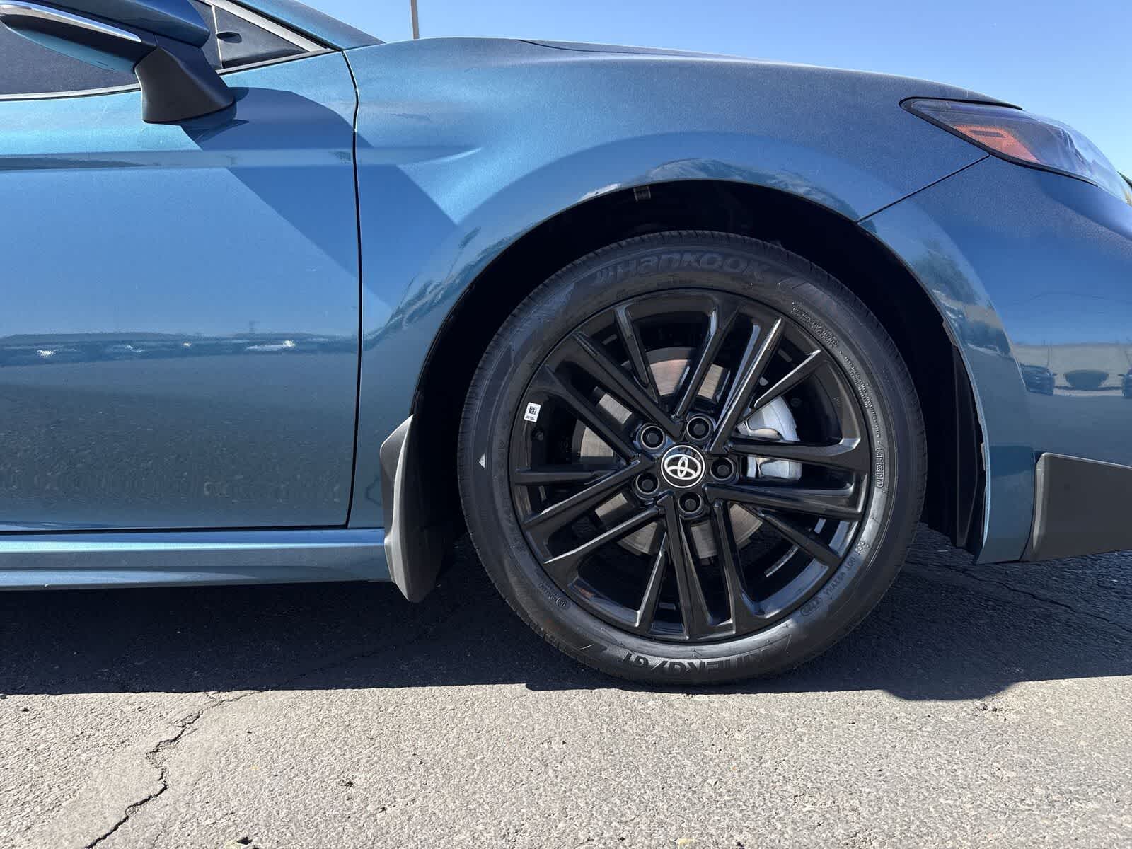 Thumbnail: 2025 Toyota Camry - 10