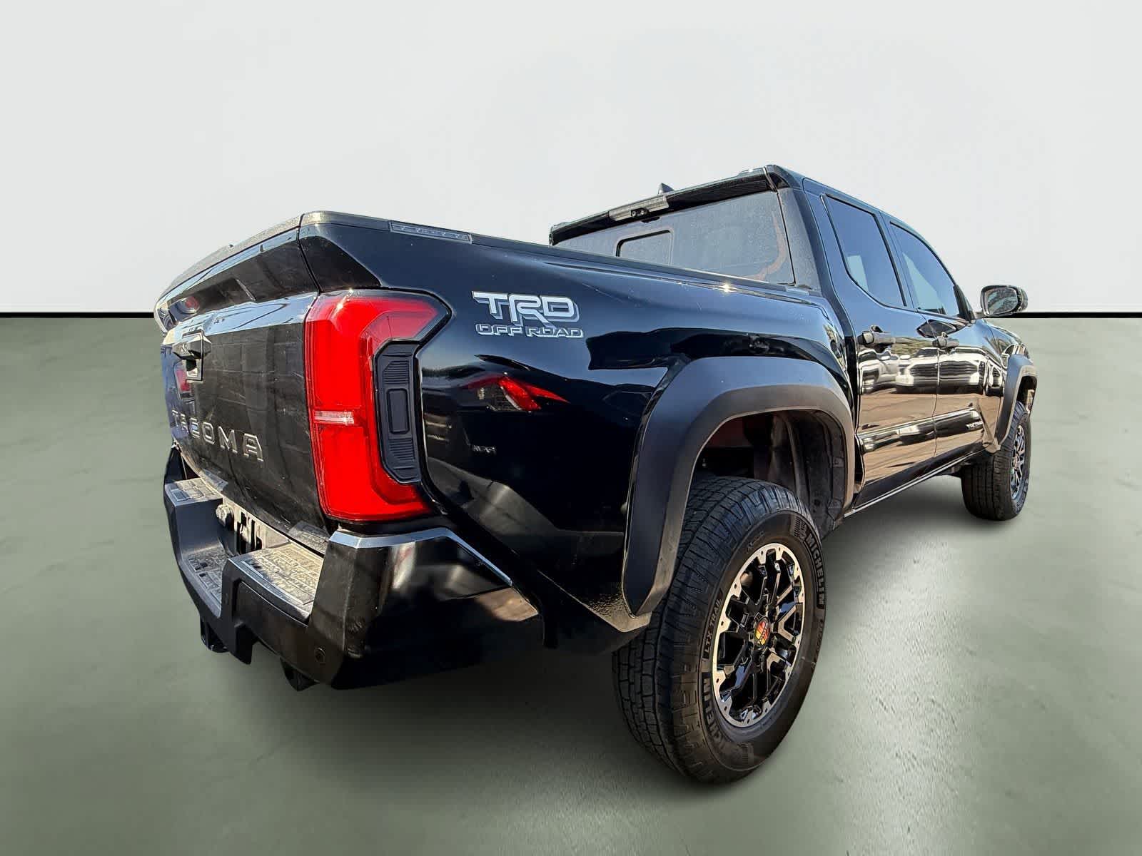 Thumbnail: 2025 Toyota Tacoma - 4