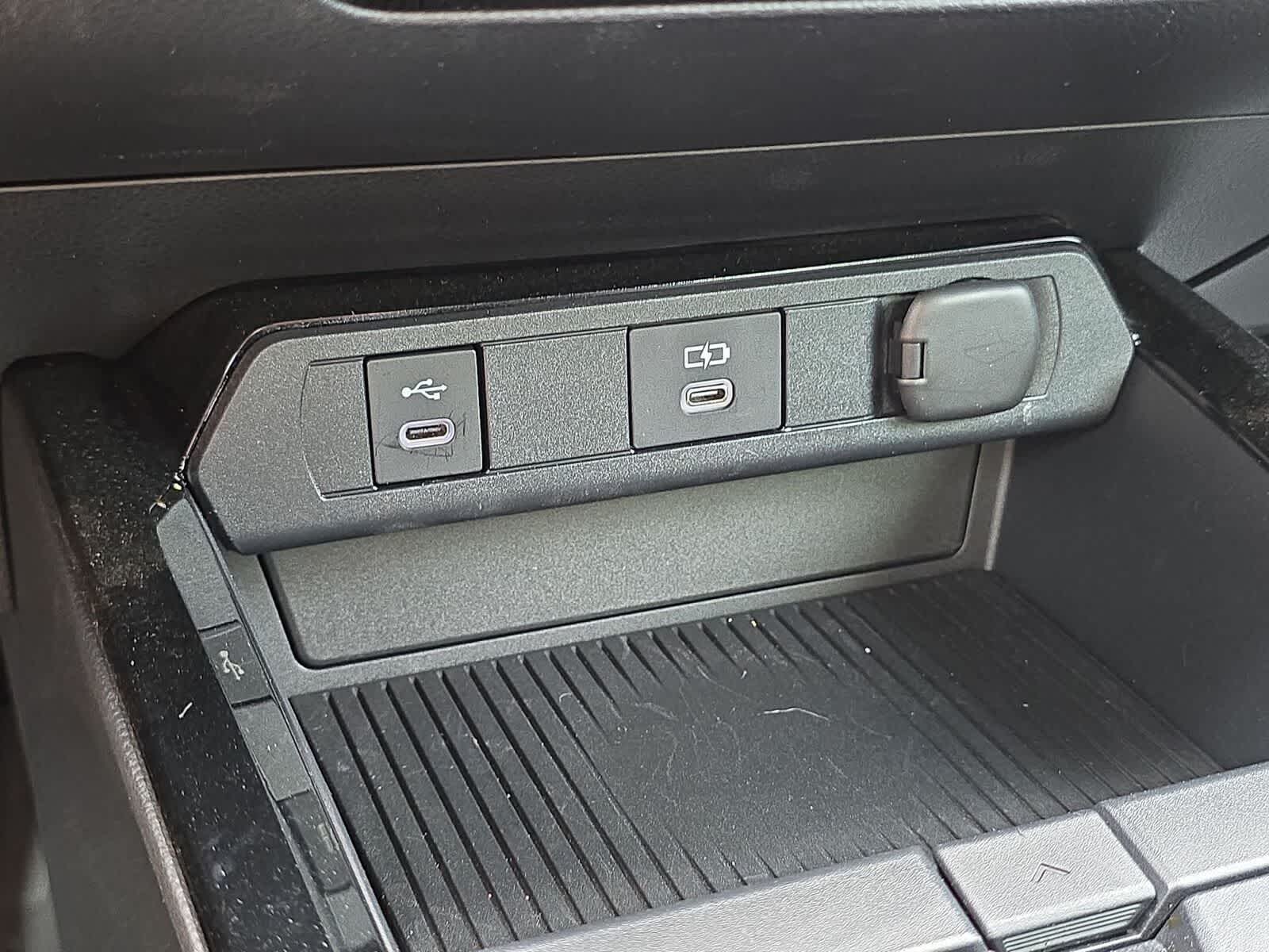 Thumbnail: 2025 Toyota Prius - 25