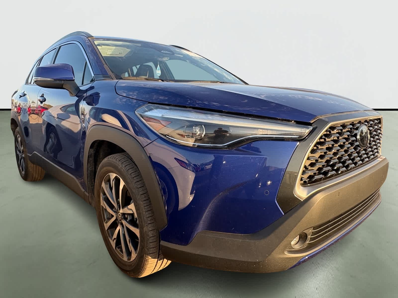 Thumbnail: 2023 Toyota Corolla Cross - 5
