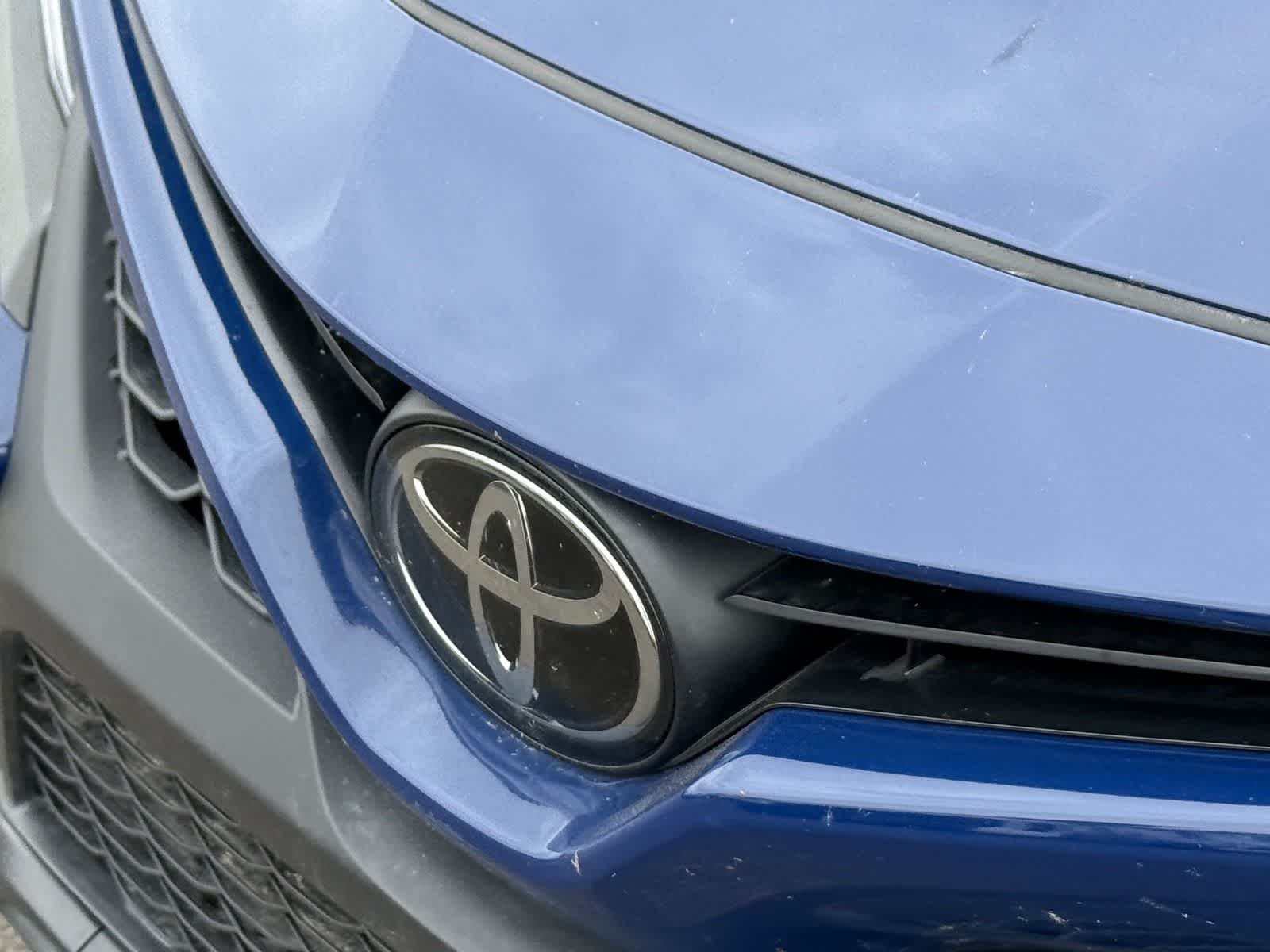 Thumbnail: 2023 Toyota Camry - 14