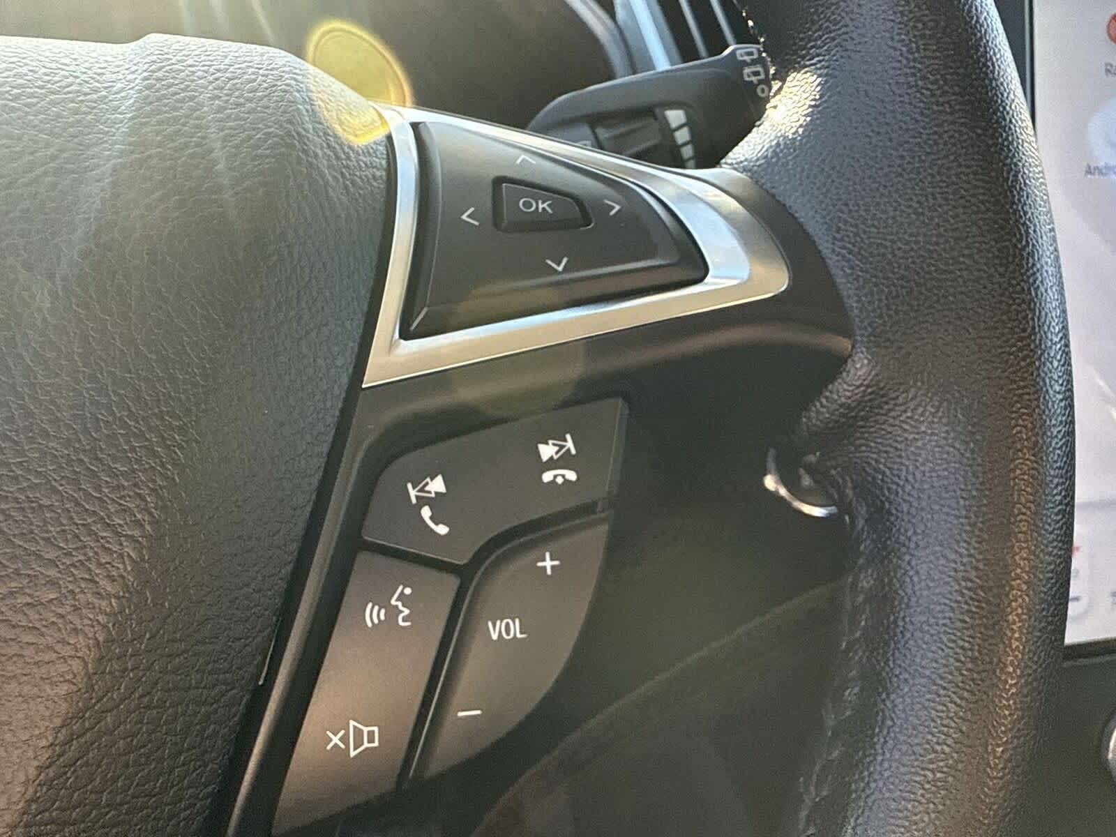 Thumbnail: 2022 Ford Edge - 29