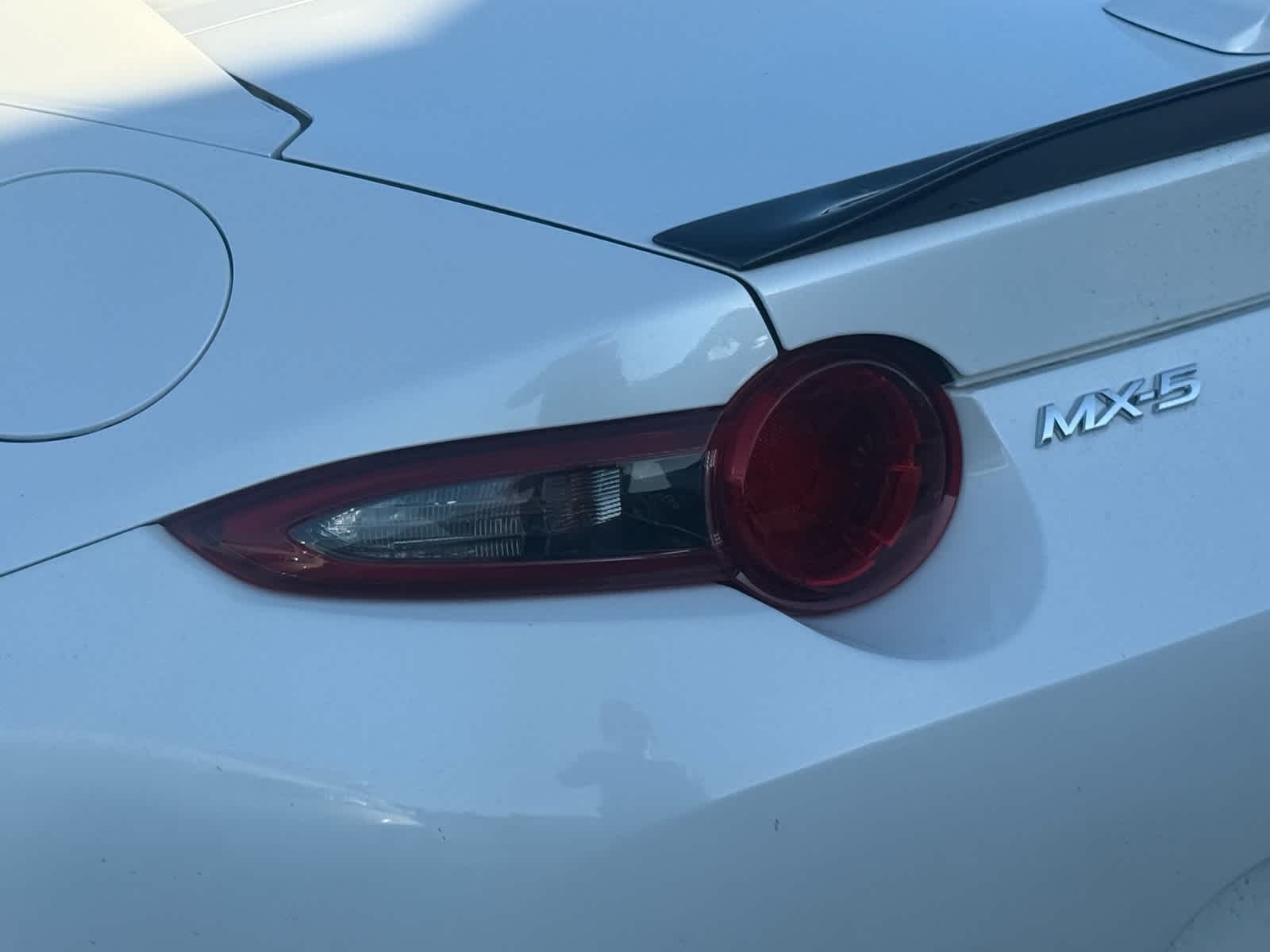 Thumbnail: 2019 Mazda MX-5 Miata - 14