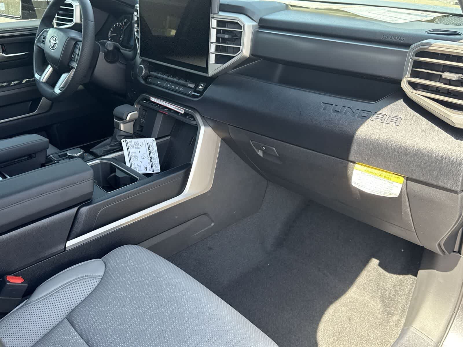 Thumbnail: 2025 Toyota Tundra - 12