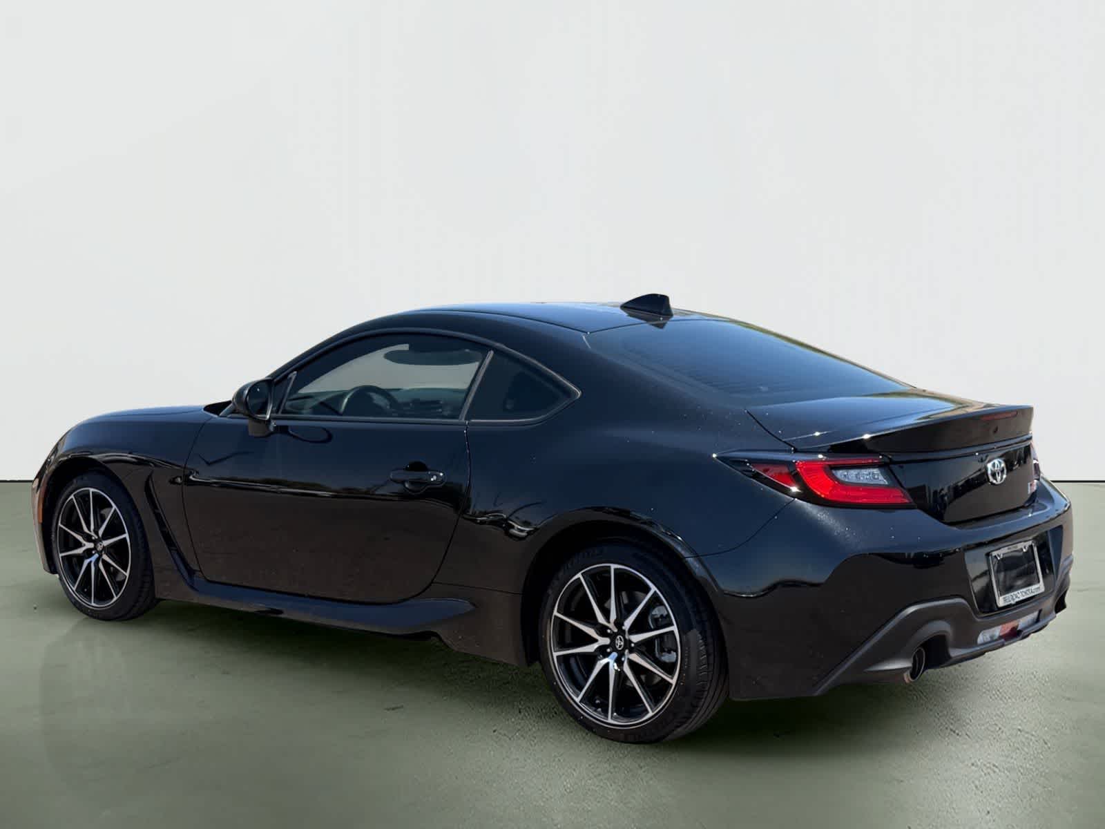 Thumbnail: 2024 Toyota GR86 - 2