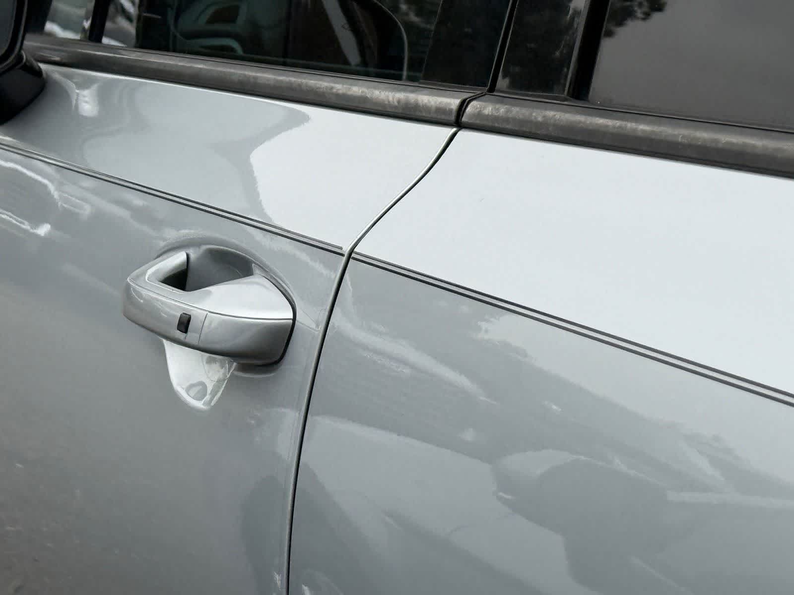 Thumbnail: 2021 Kia Sorento - 17