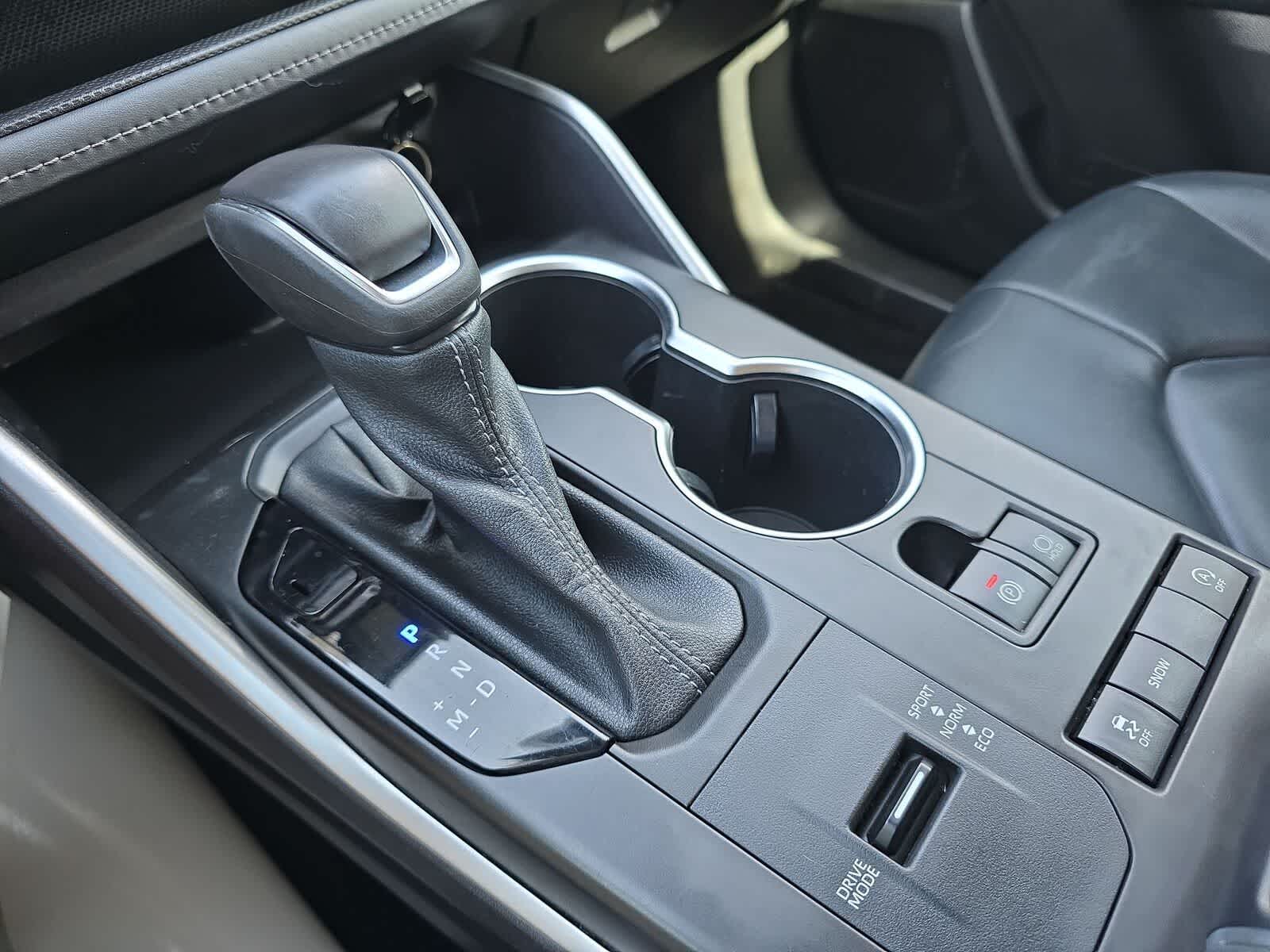 Thumbnail: 2022 Toyota Highlander - 26