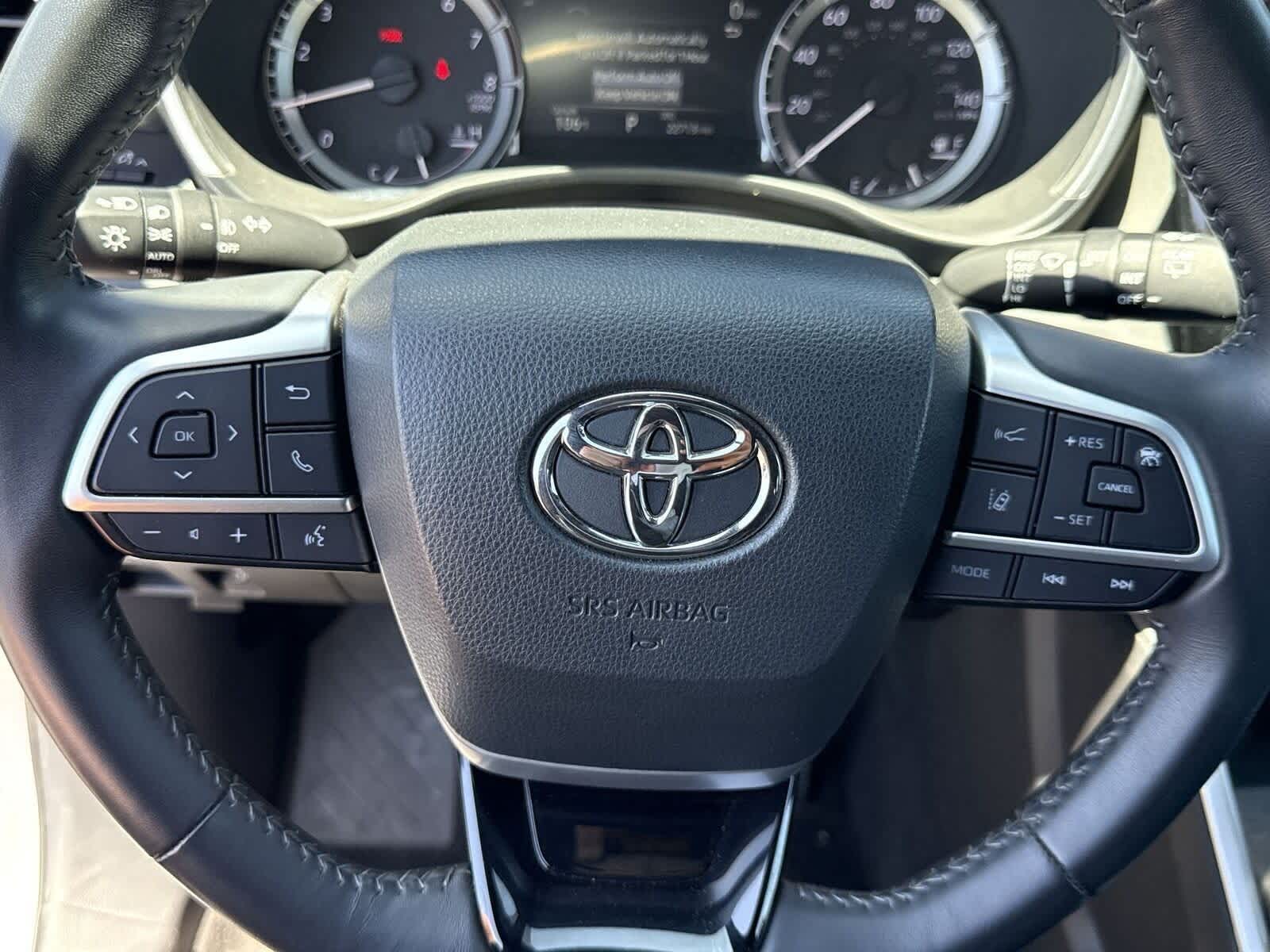 Thumbnail: 2024 Toyota Highlander - 26