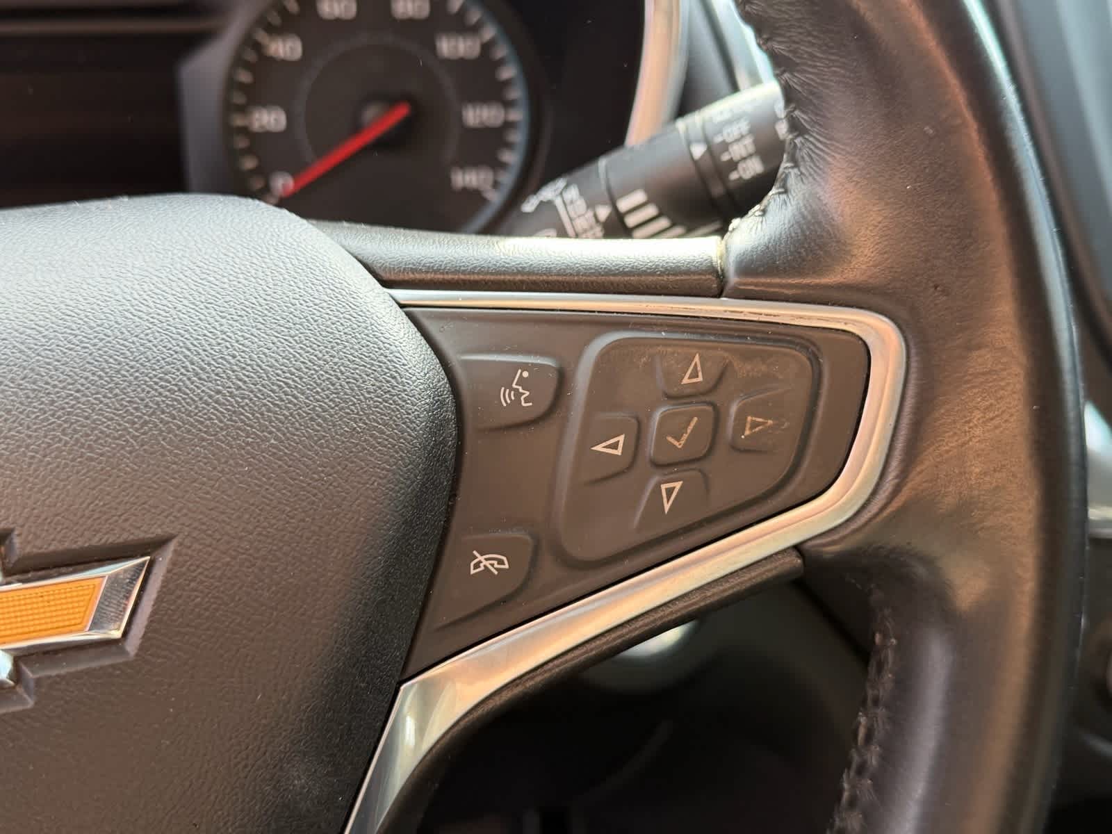 Thumbnail: 2018 Chevrolet Equinox - 12