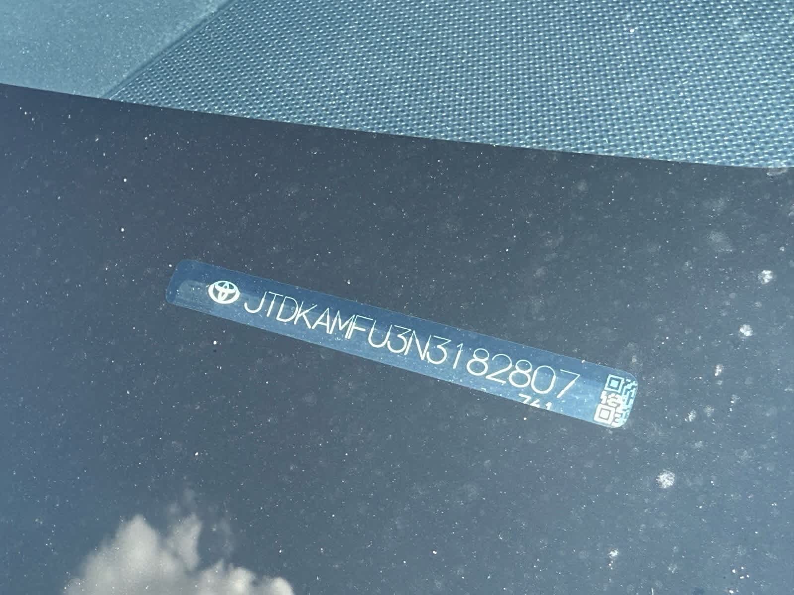 Thumbnail: 2022 Toyota Prius - 22