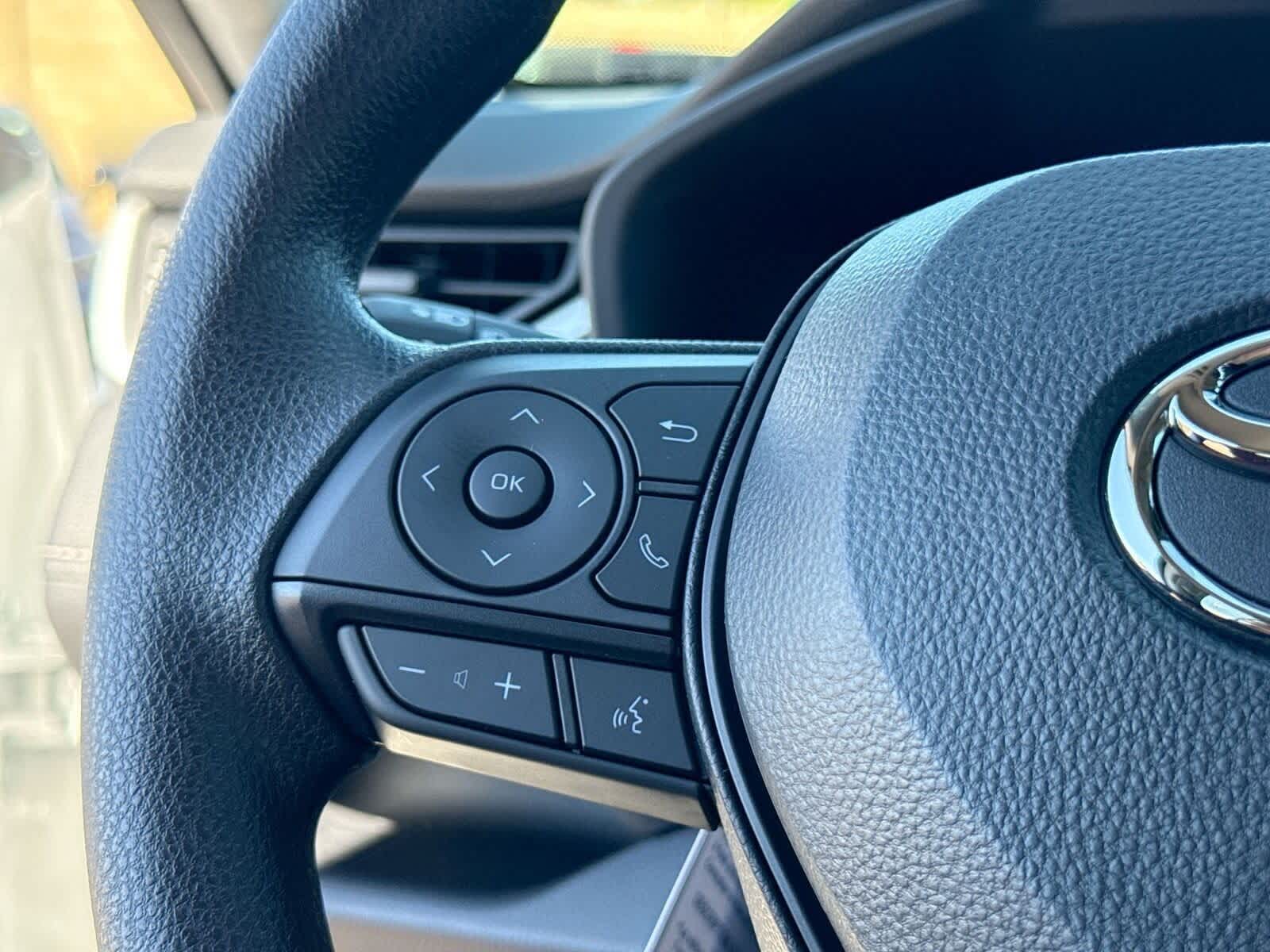 Thumbnail: 2025 Toyota RAV4 - 27