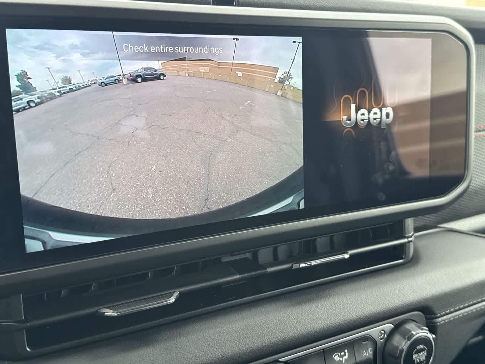 Thumbnail: 2024 Jeep Wrangler - 23